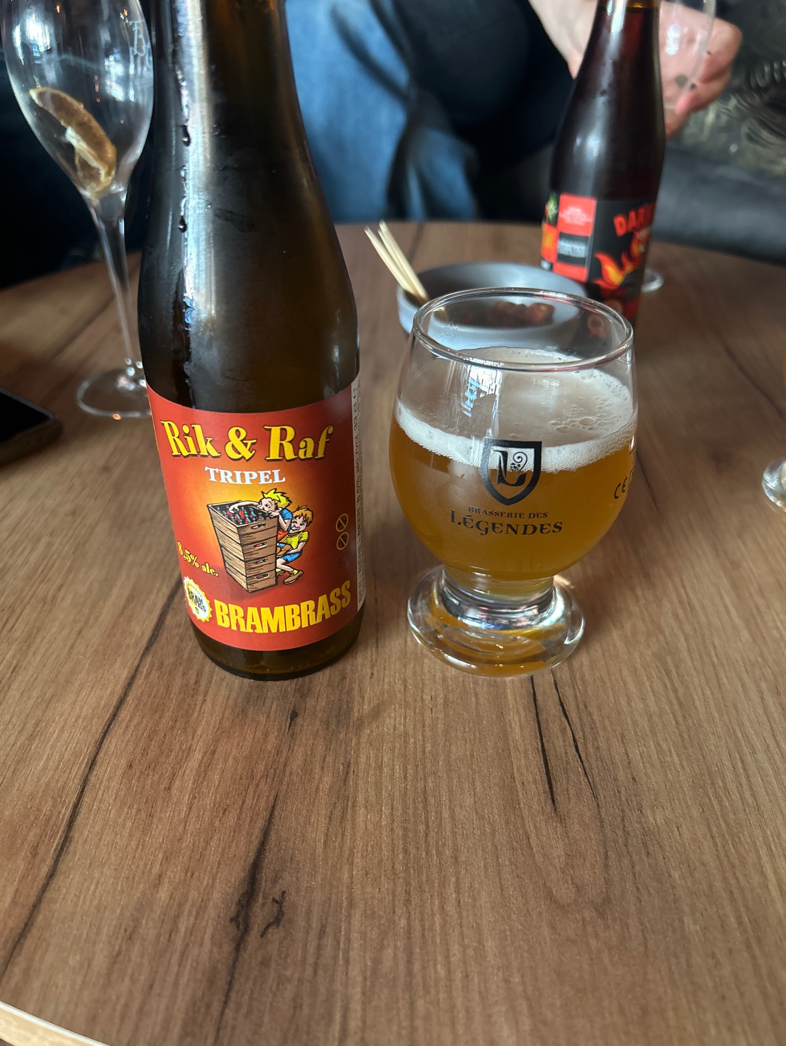 Rik & Raf Tripel, Huisbrouwerij Sint Canarus