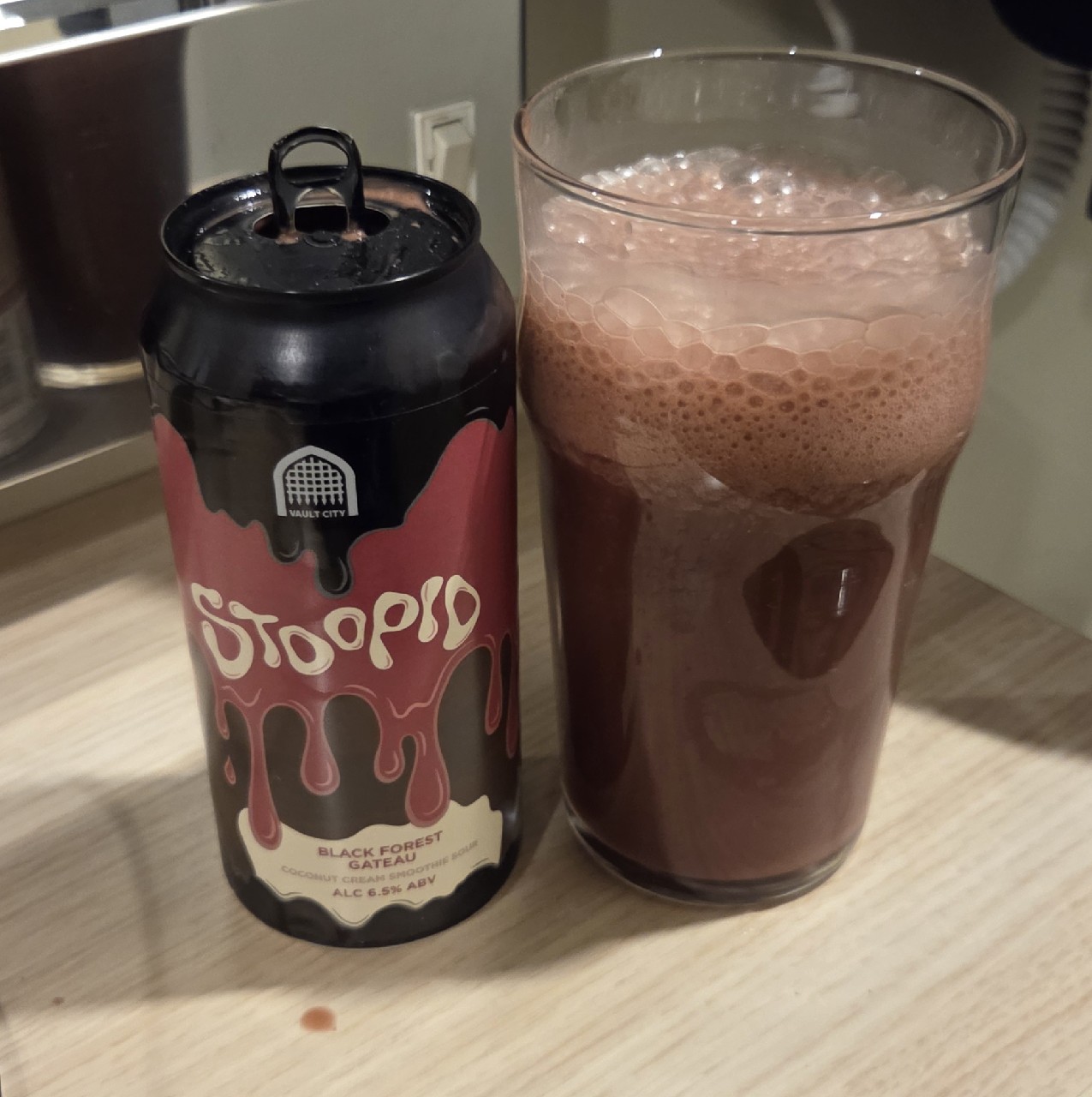 Stoopid: Black Forest Gateau, Scotland