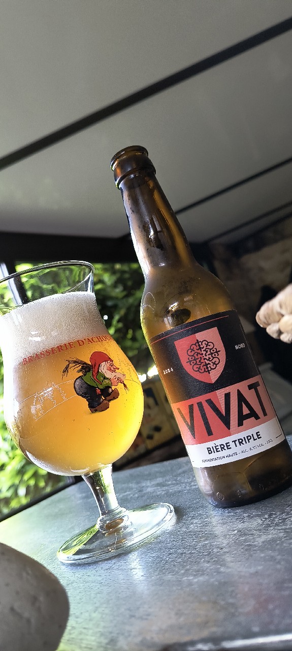 Vivat Triple, France