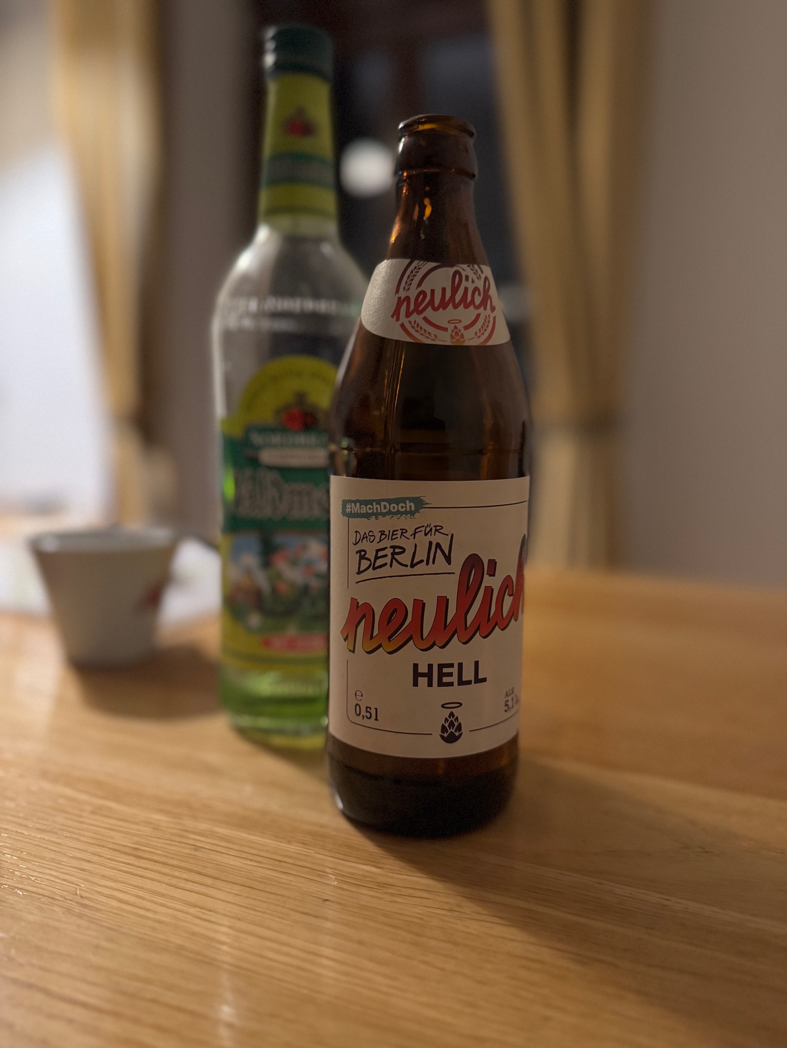 Neulich Hell, Germany