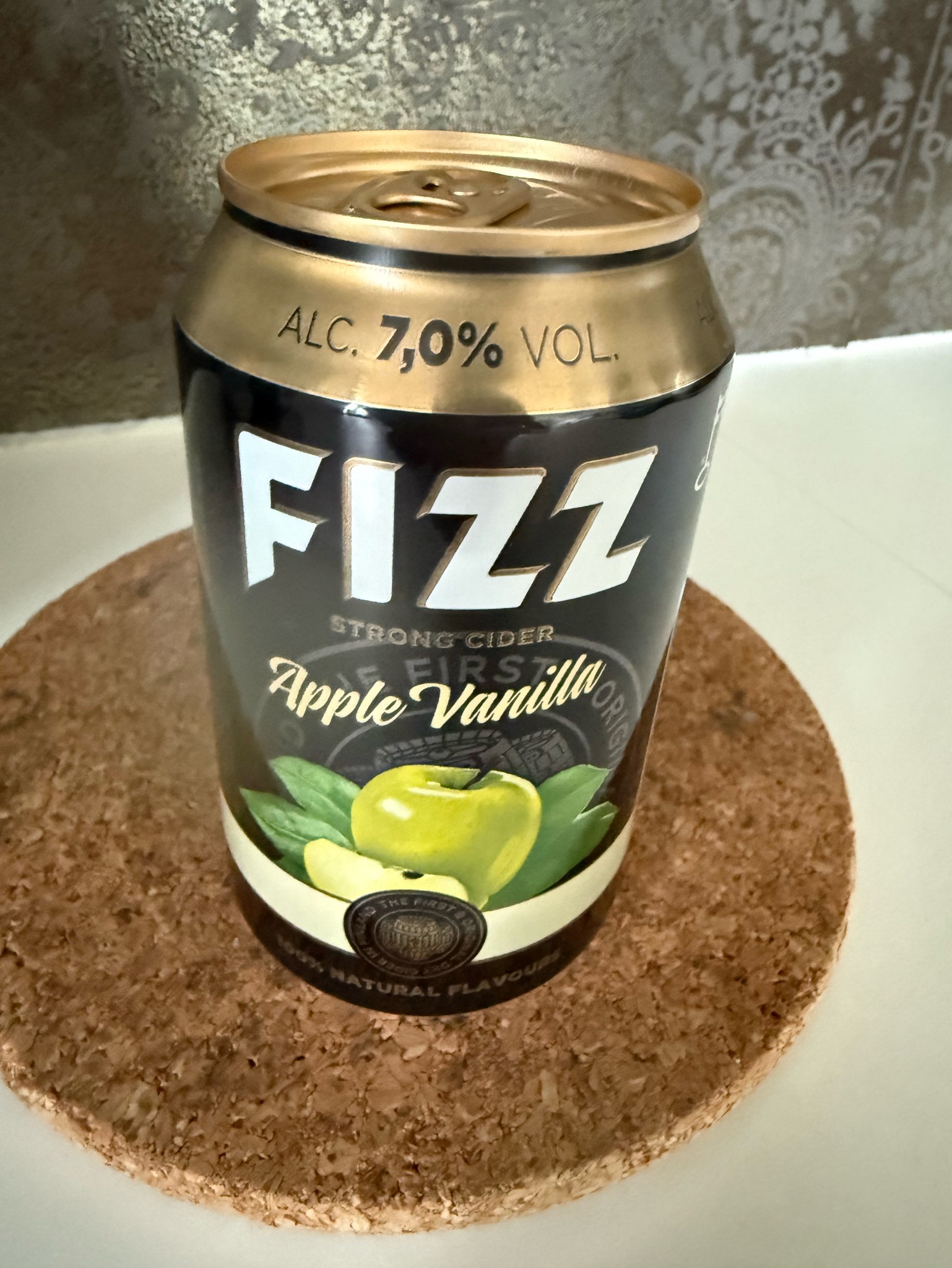 Fizz Strong Apple Vanilla, Finland