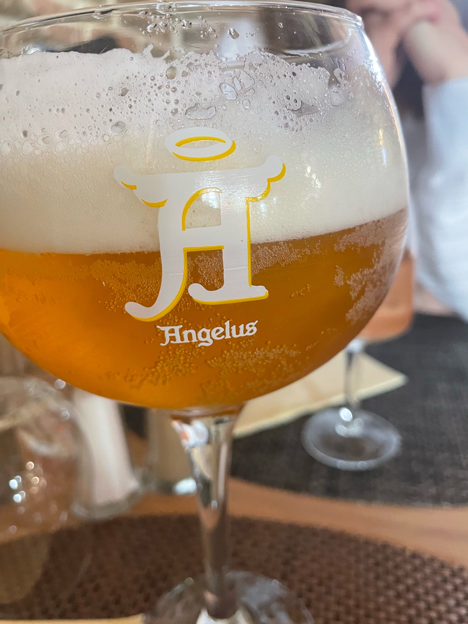 L'Angelus Blonde, Brasserie Lepers