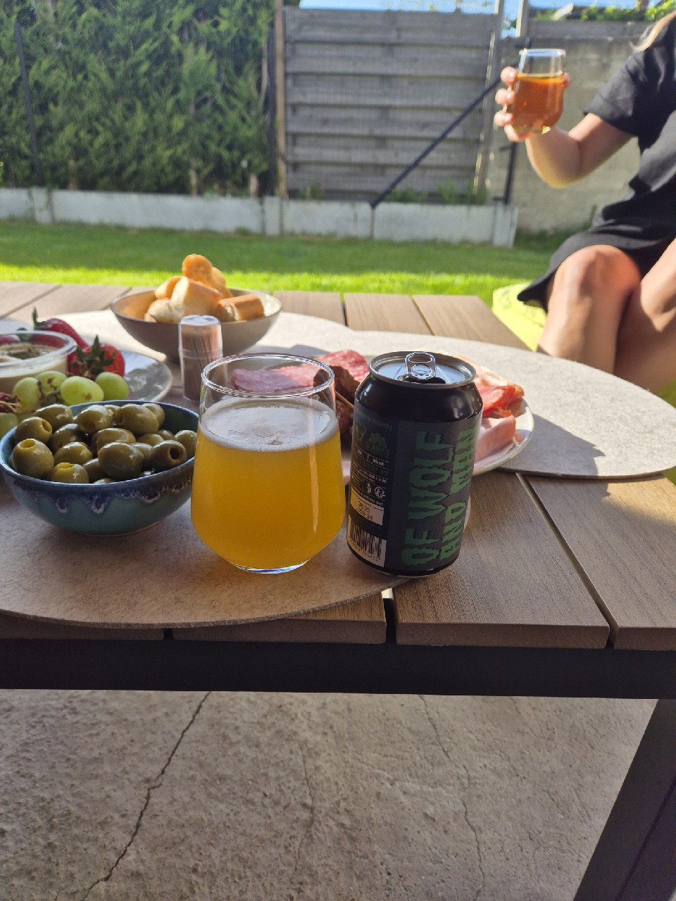 Of Wolf And Man, Belgium