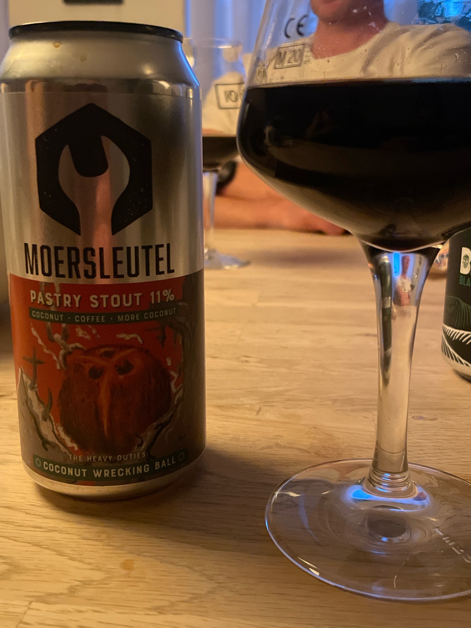 The Heavy Duties: Coconut Wrecking Ball, Netherlands