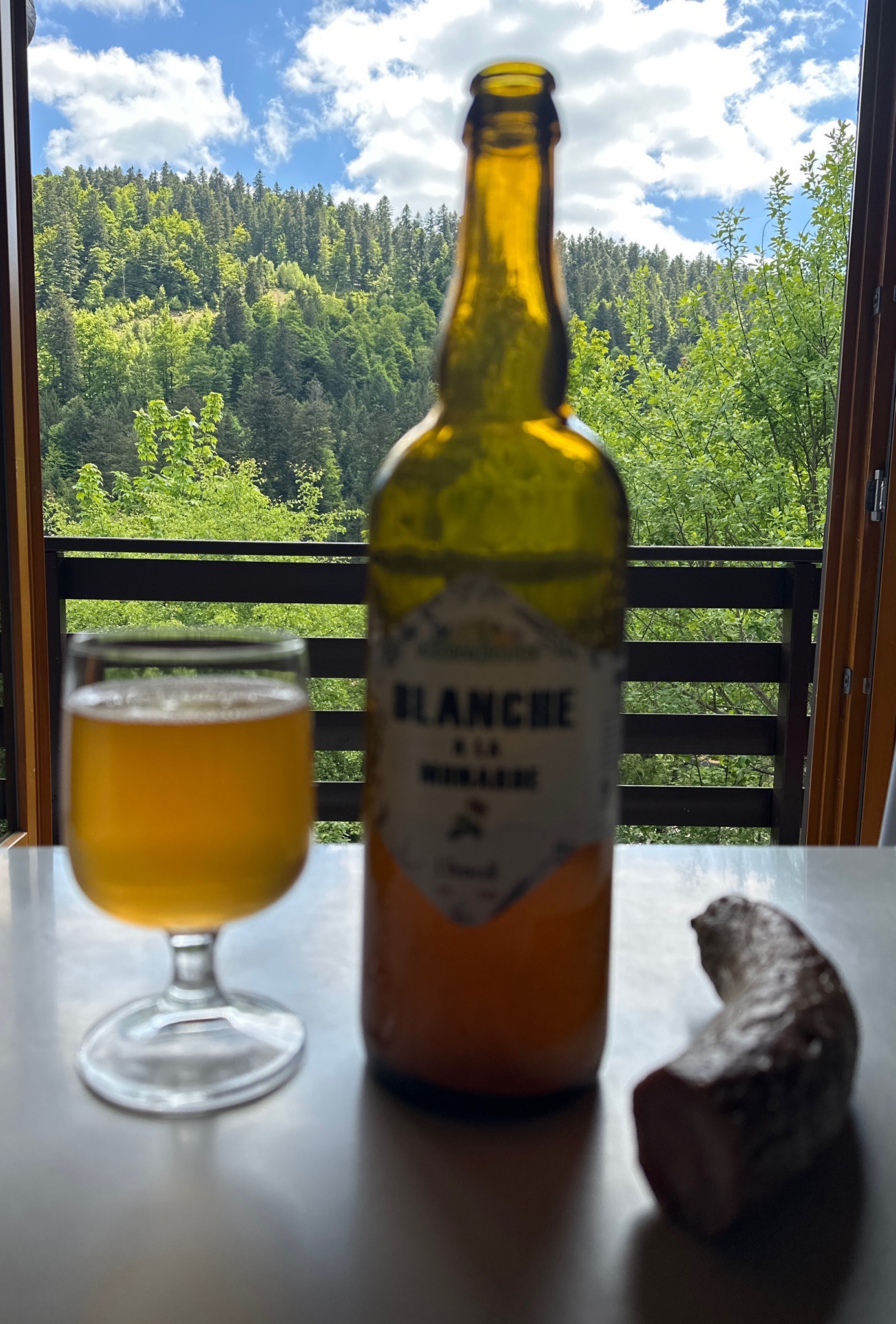 Blanche À La Monarde, France