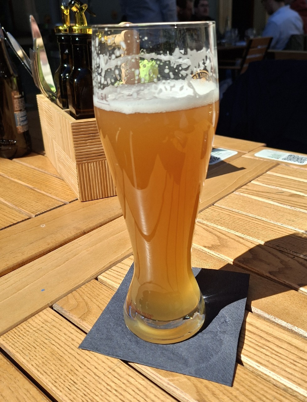 Książęce Złote Pszeniczne Lager, Poland