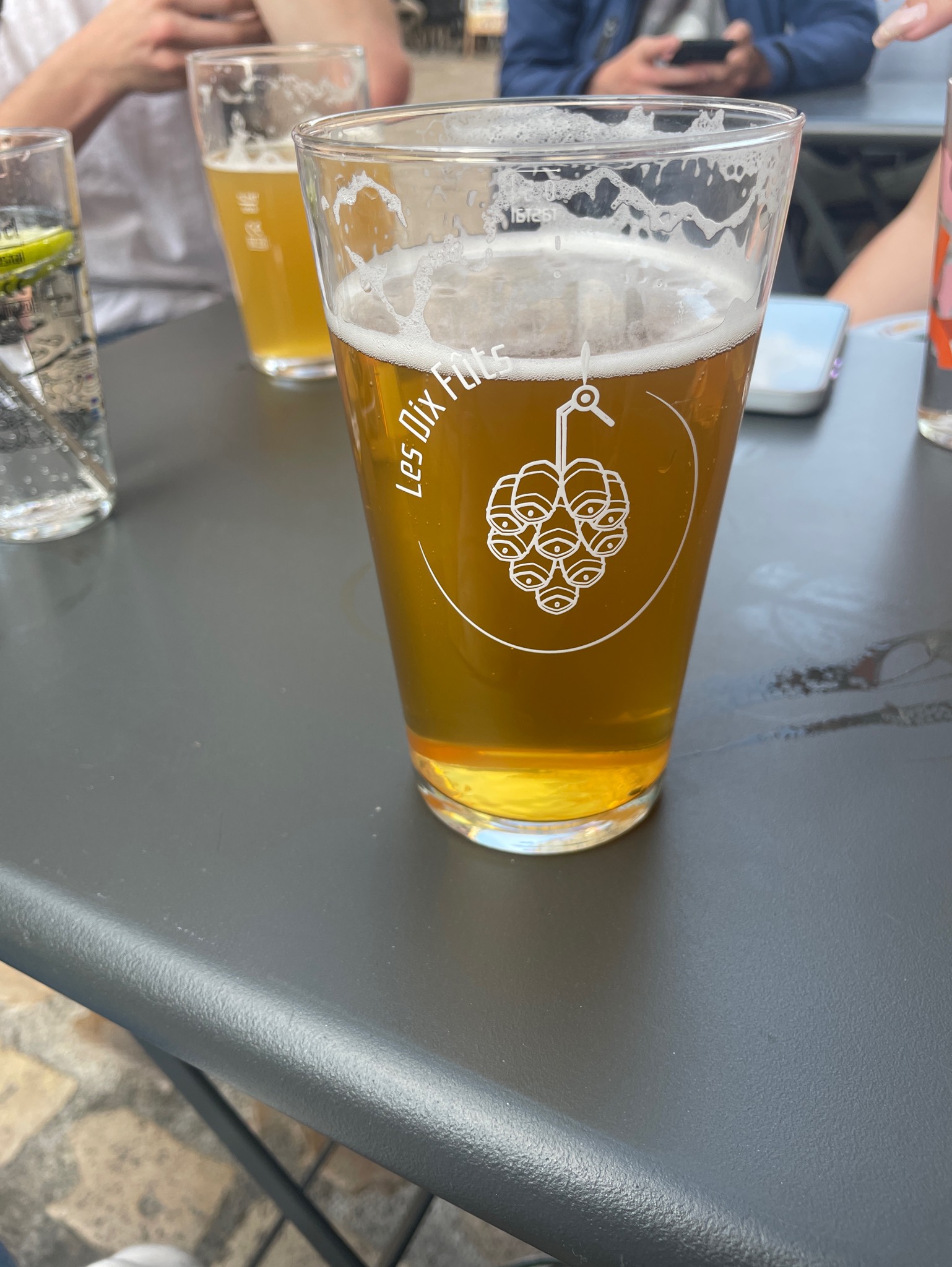 Social Media On Pause, France