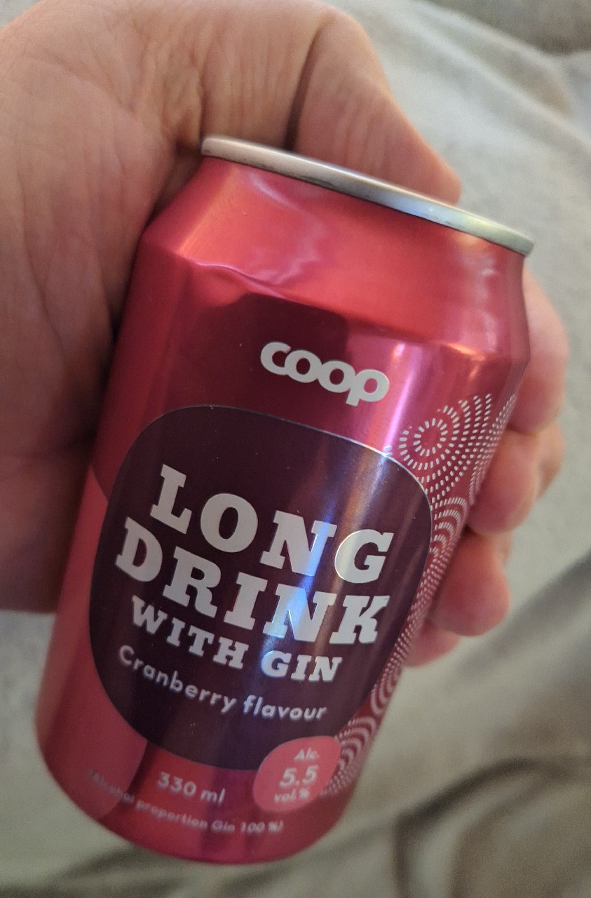 Coop Cranberry long drink 5,5%, Finland