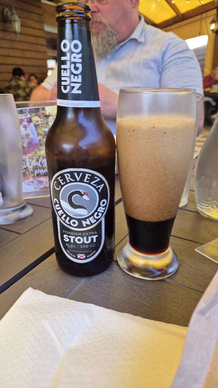 Cuello Negro Foreign Extra Stout, Chile