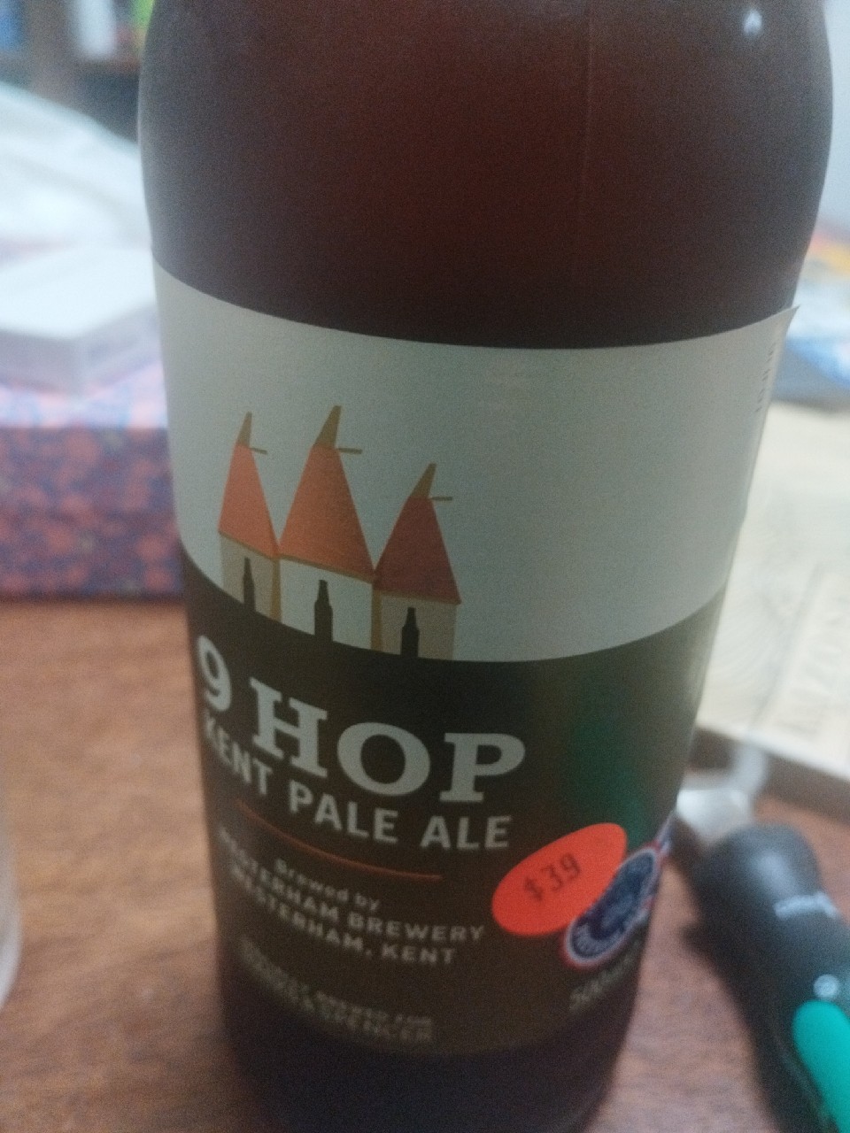 9 Hop Kent Pale Ale, England
