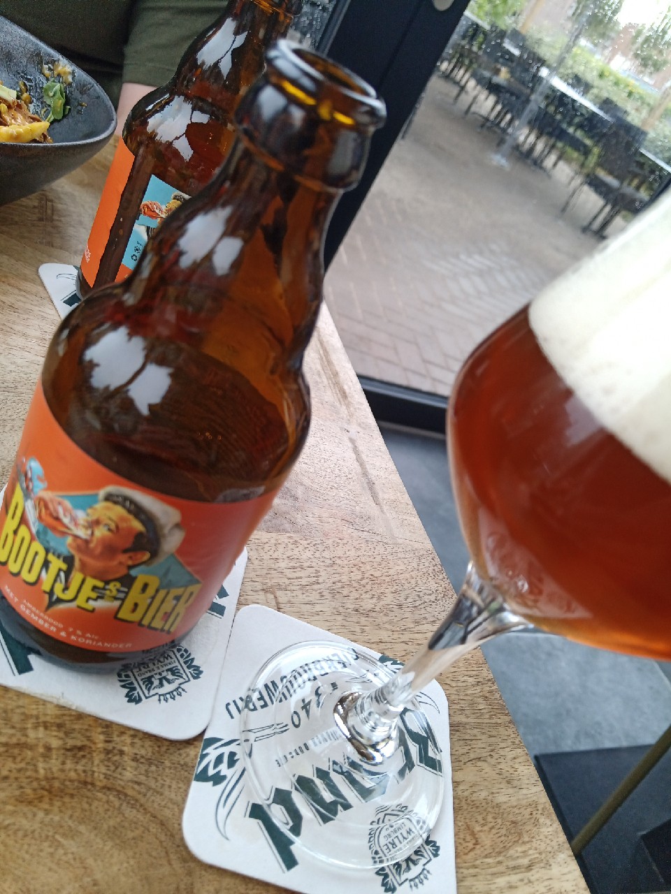 Bootjes Bier, Belgium