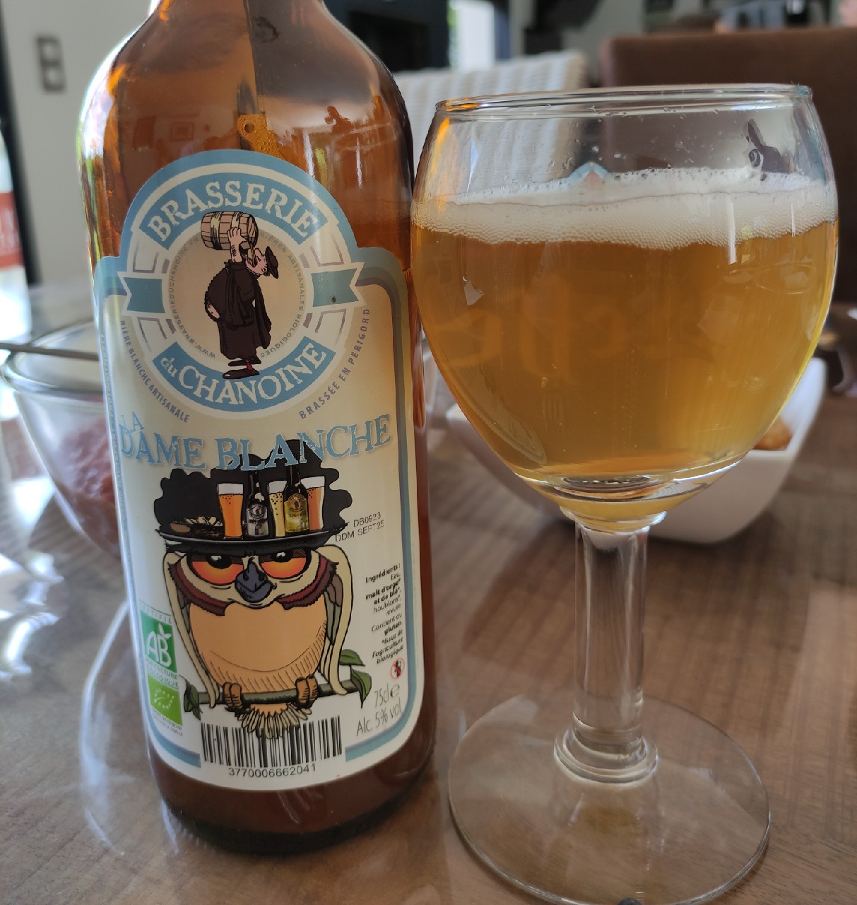 La Dame Blanche, Brasserie Du Chanoine