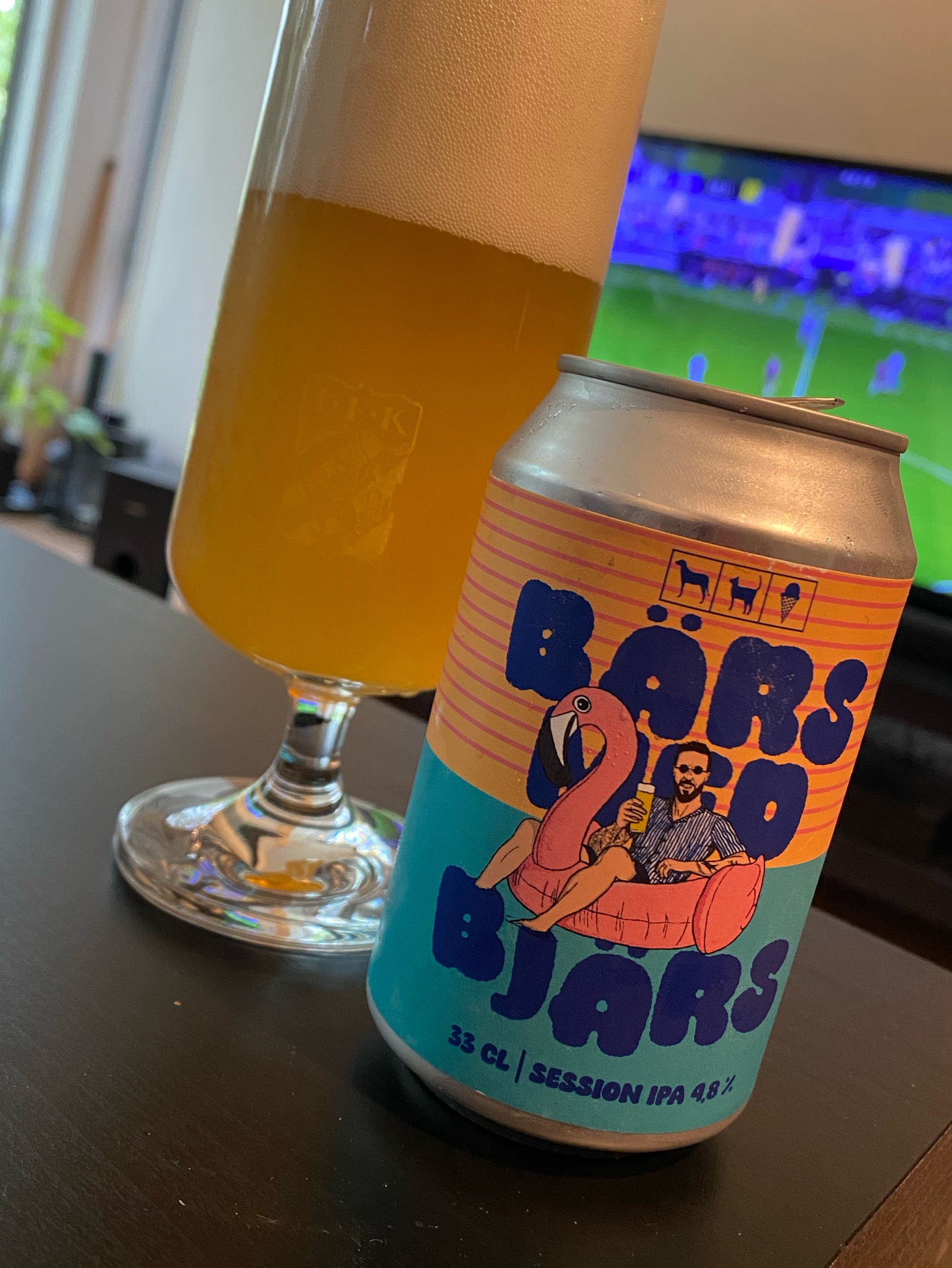 Bärs Med Bjärs, Sweden