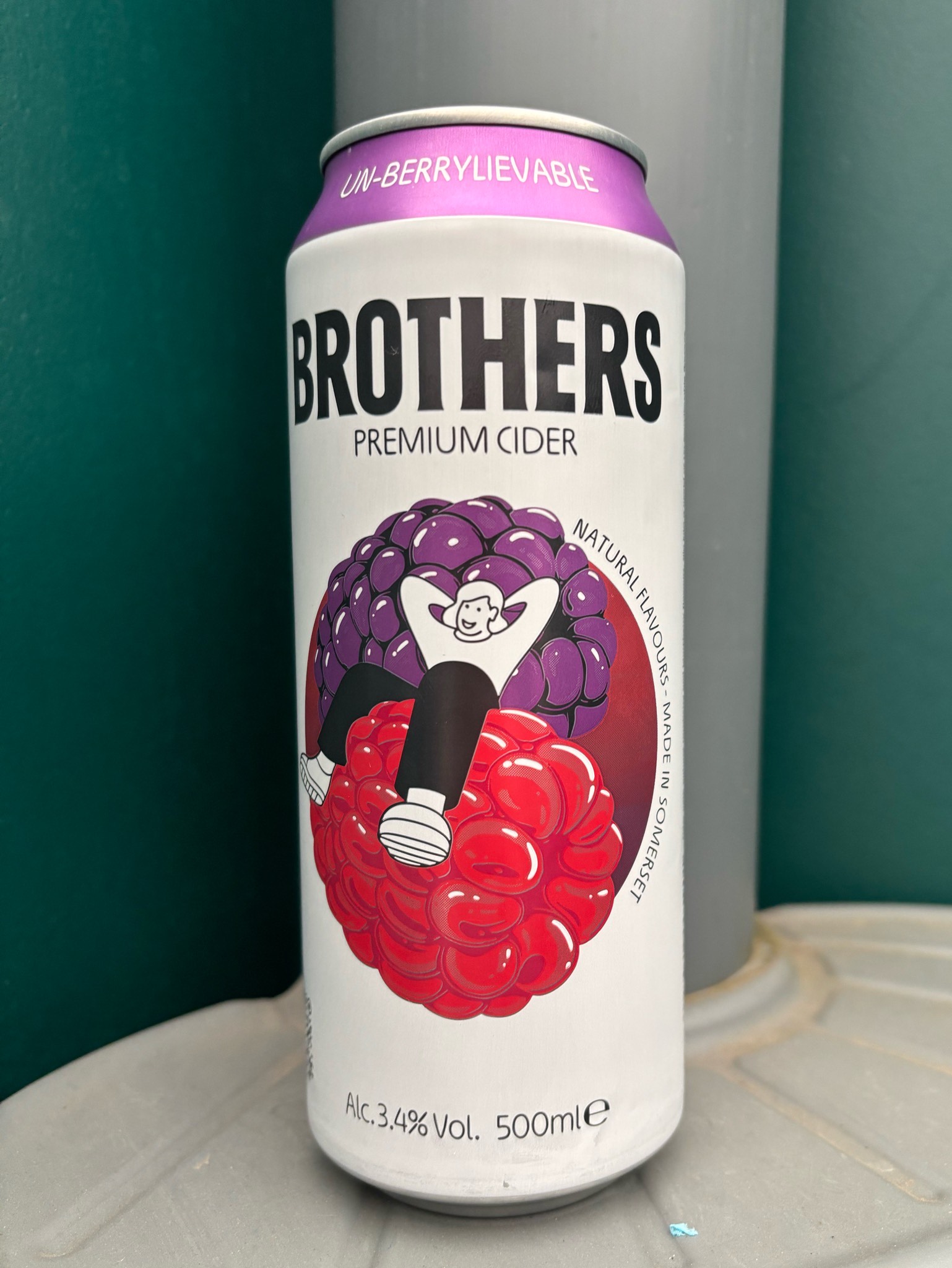 Brothers Un-Berrylievable Cider, England