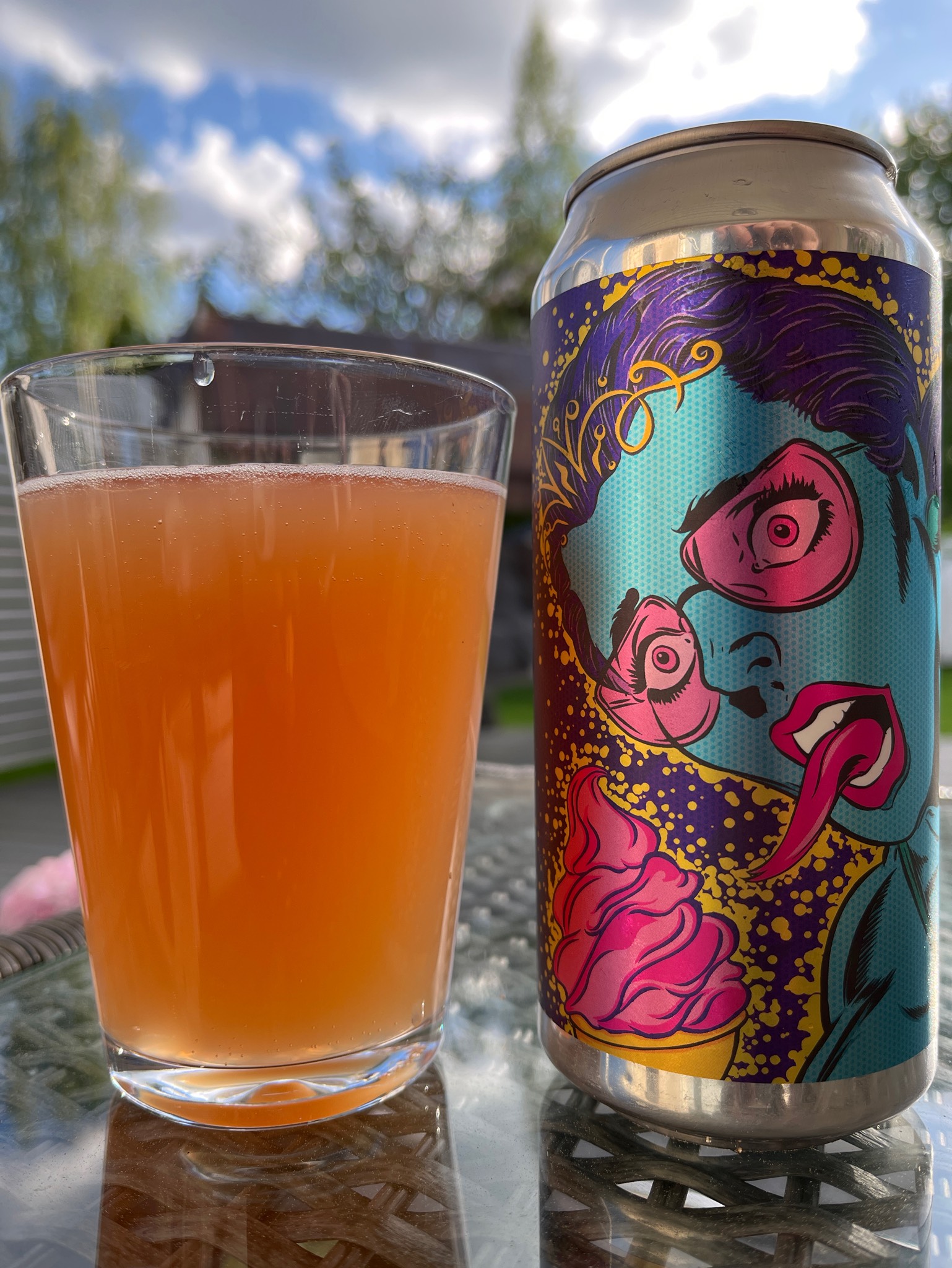 Queen cream sour: berry ice cream, Finland