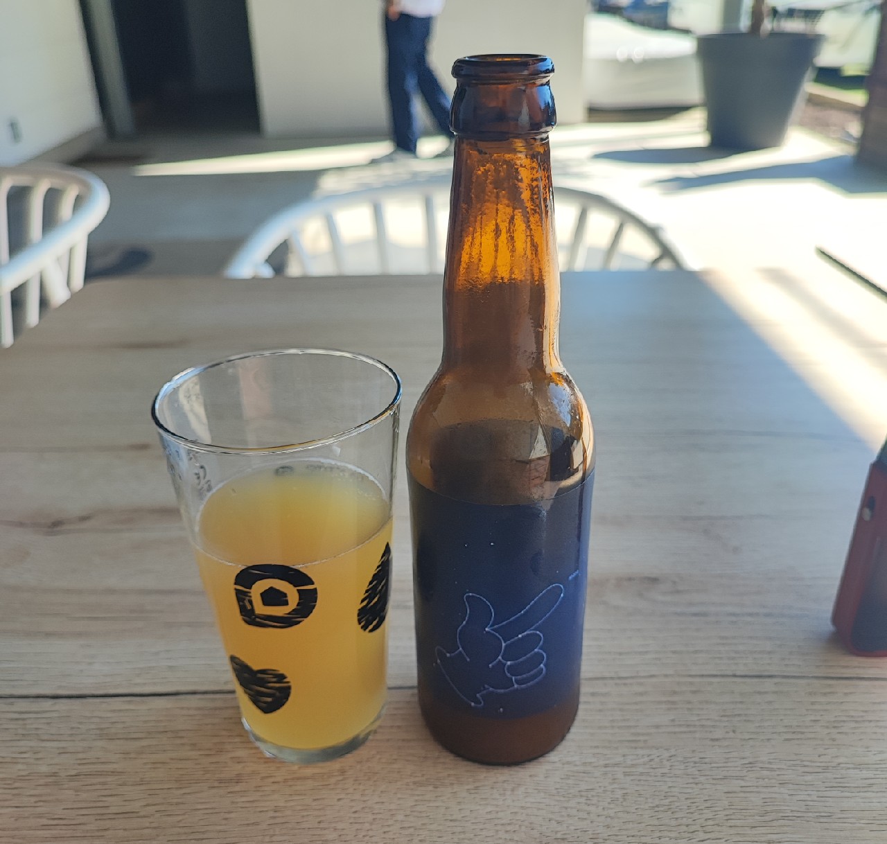 Captain Hopvious, France