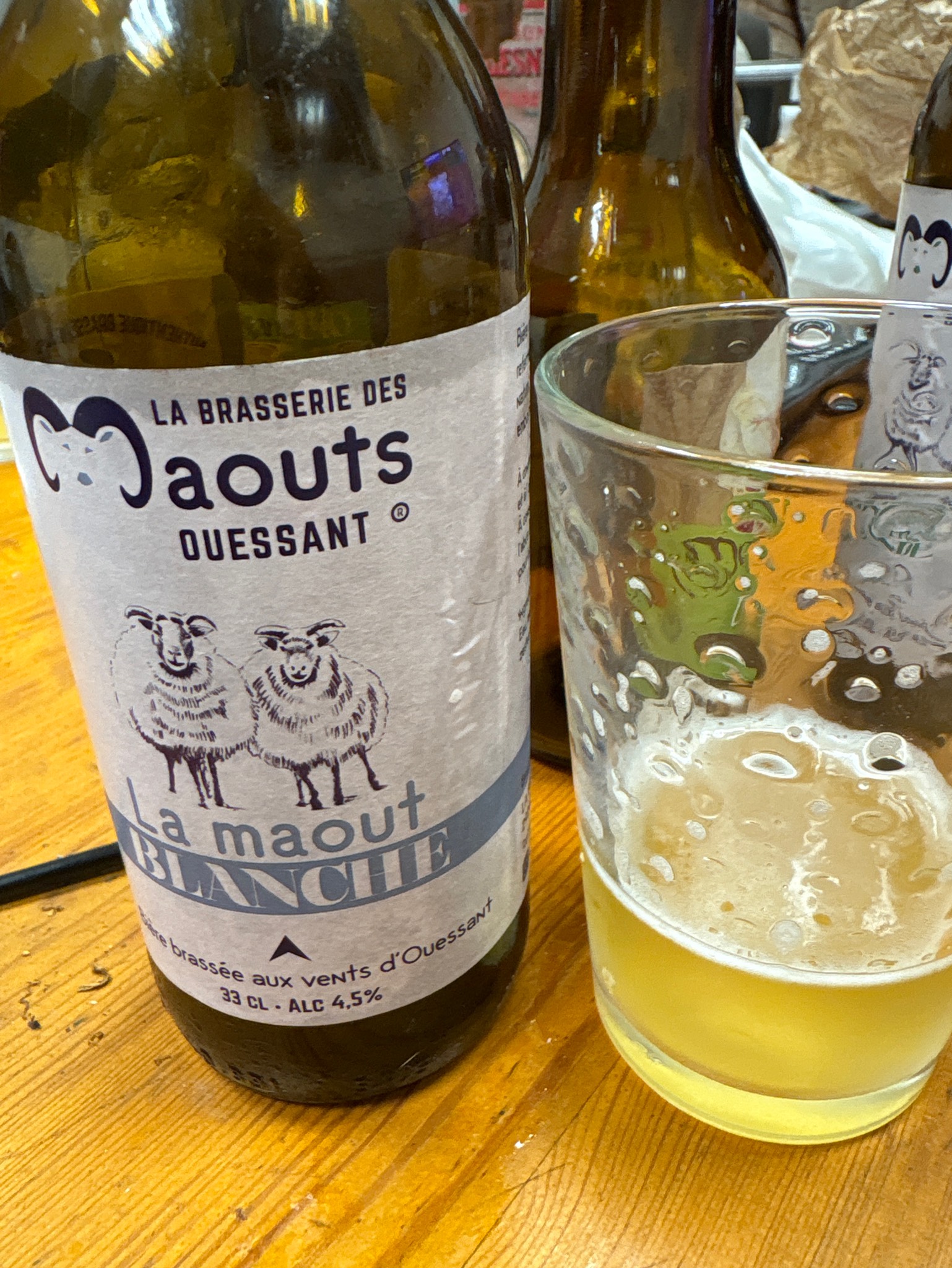 La Maout Blanche, La Brasserie Des Maouts
