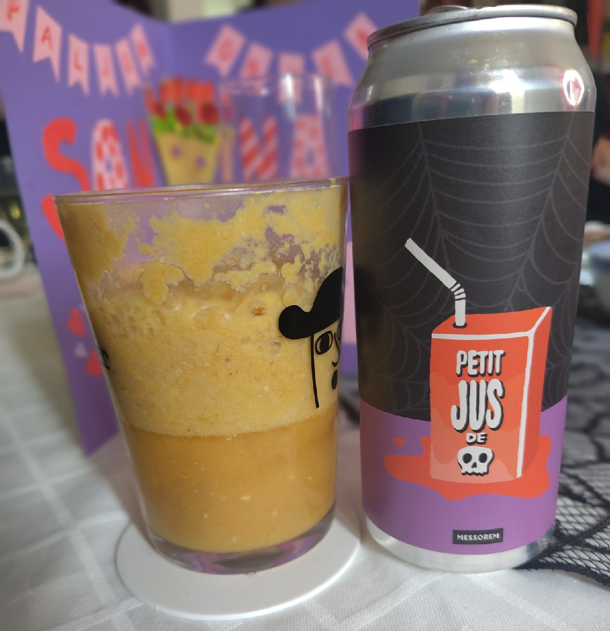 petit jus de mort: pêche, orange, lait de coco, Canada