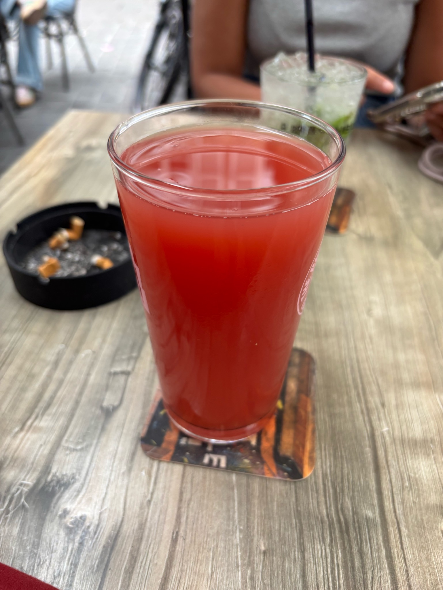 Good Vibrations, France