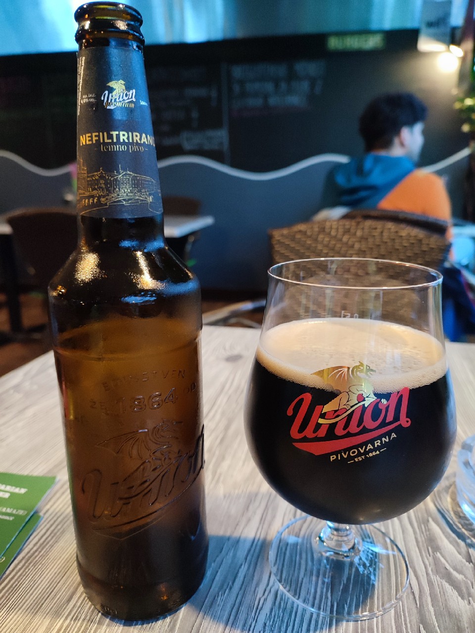 Temno Nefiltrirano, Slovenia