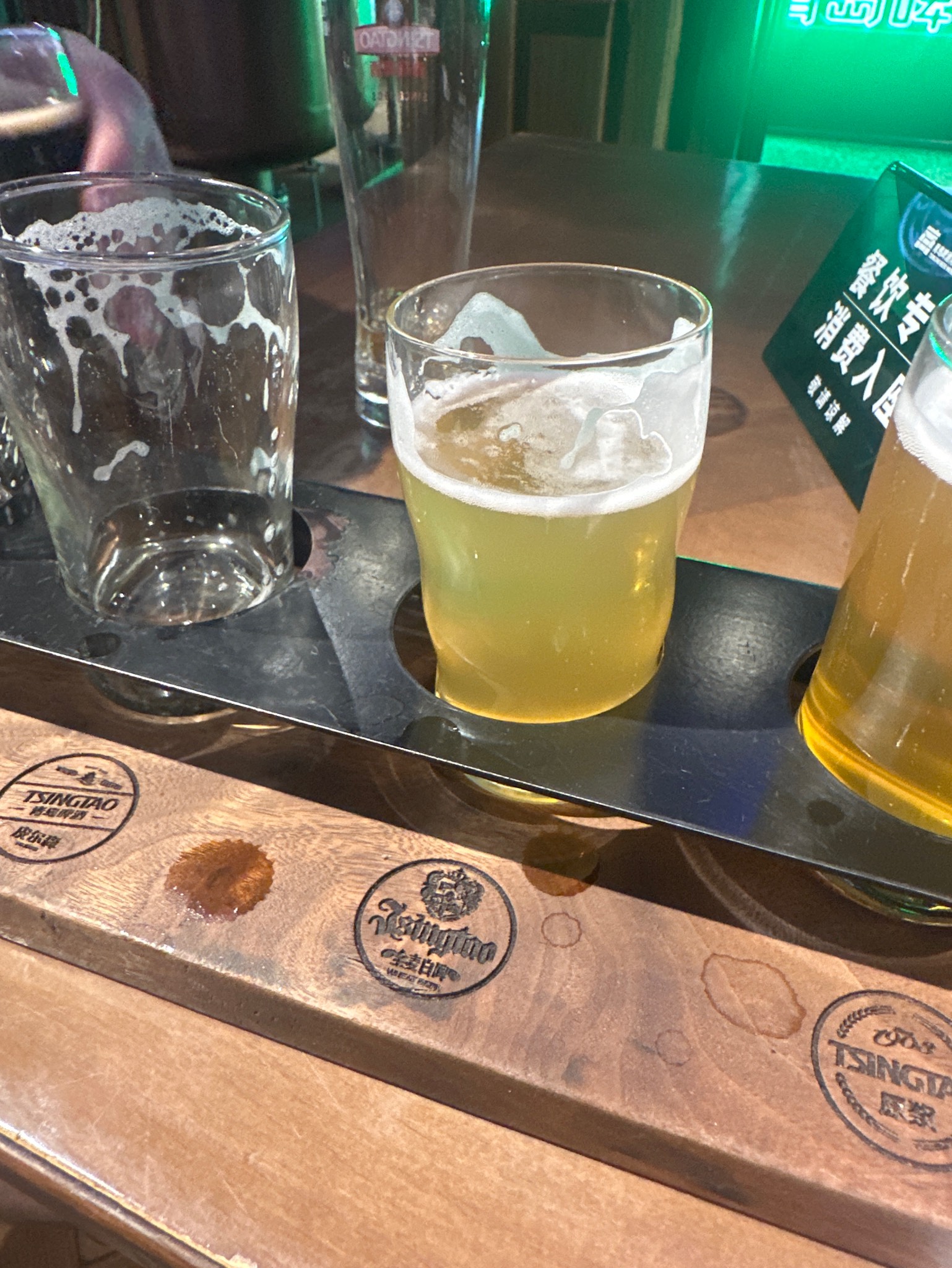 Tsingtao Wheat Beer / 全麥白啤, China