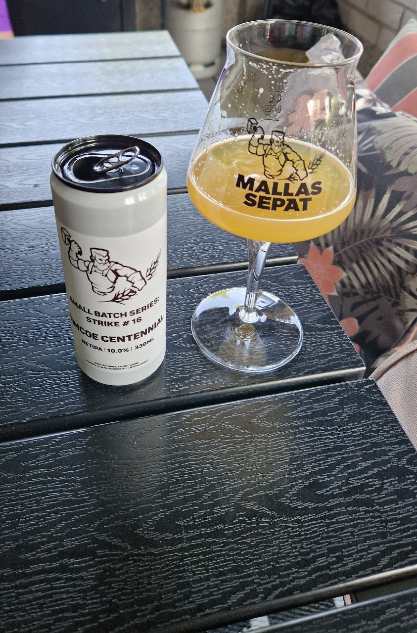 Small Batch Series: Strike #16 - Simcoe Centennial, Finland