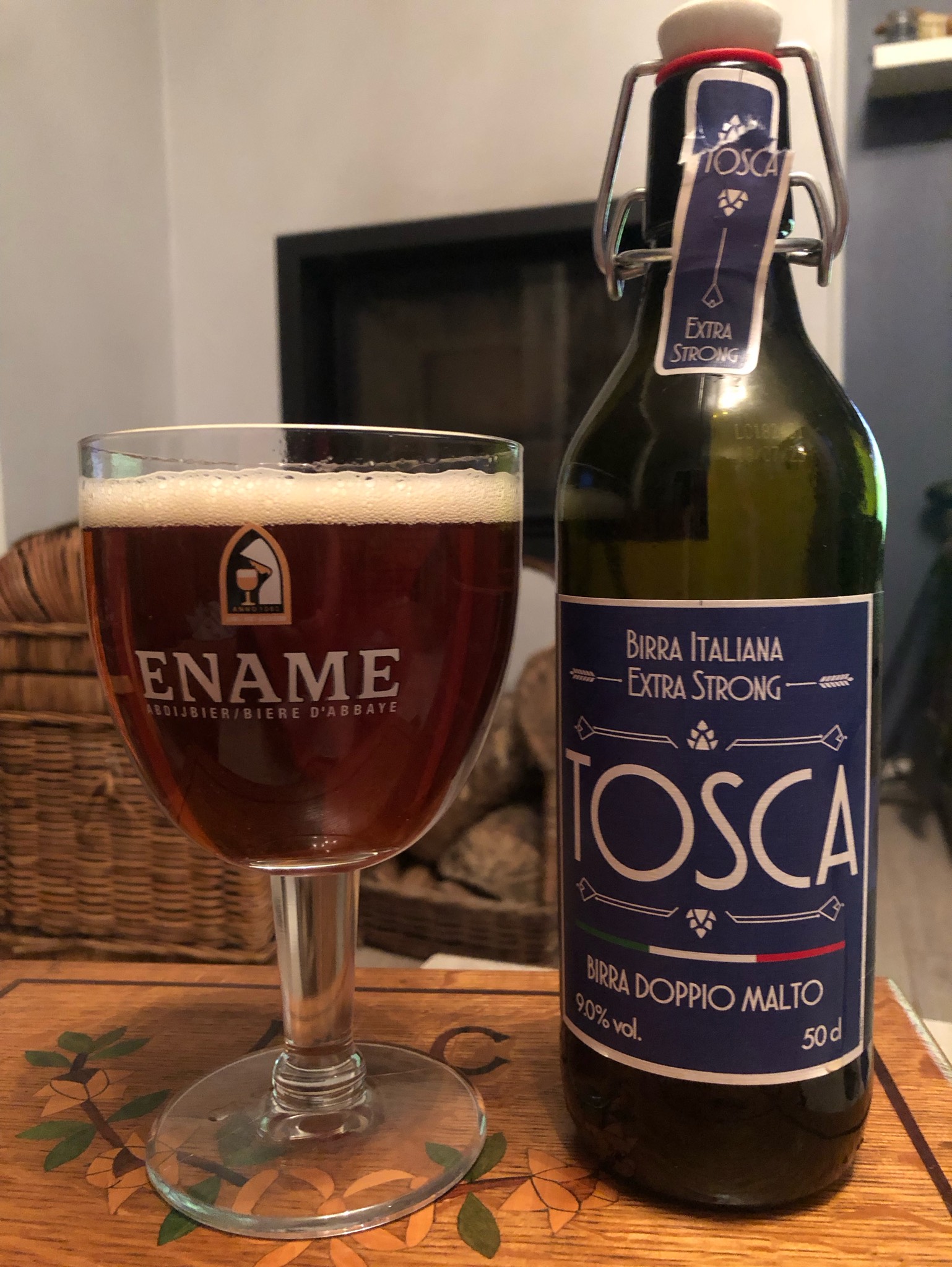 Tosca Extra Strong, Italy