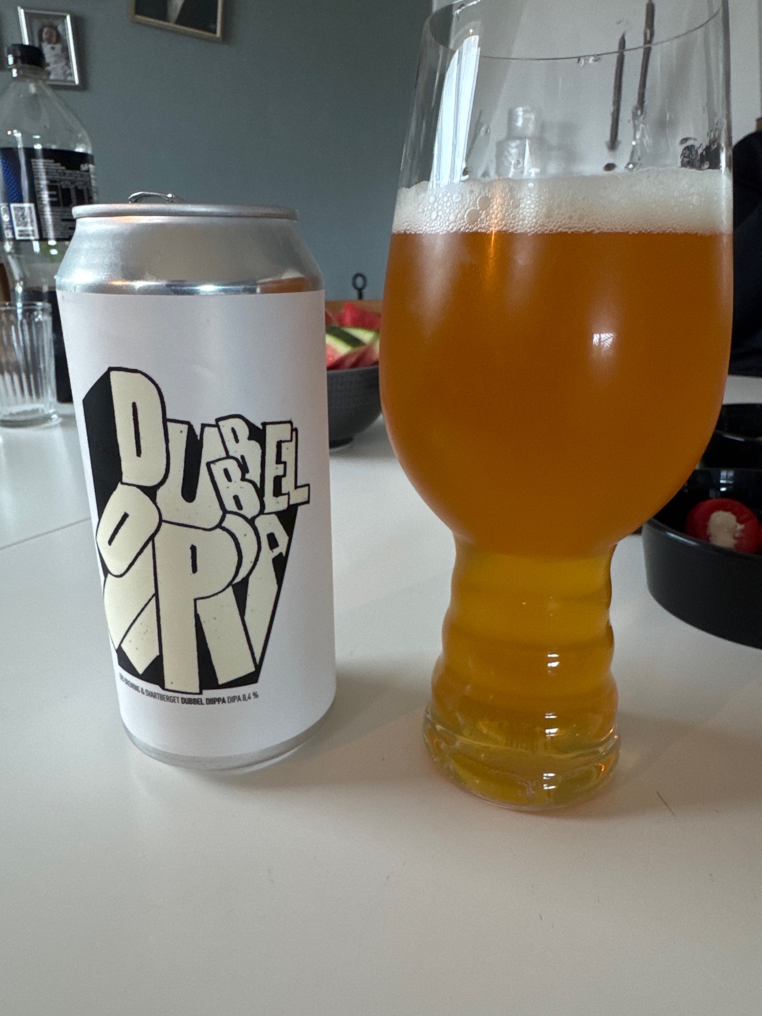 Dubbel Diippa, Sweden