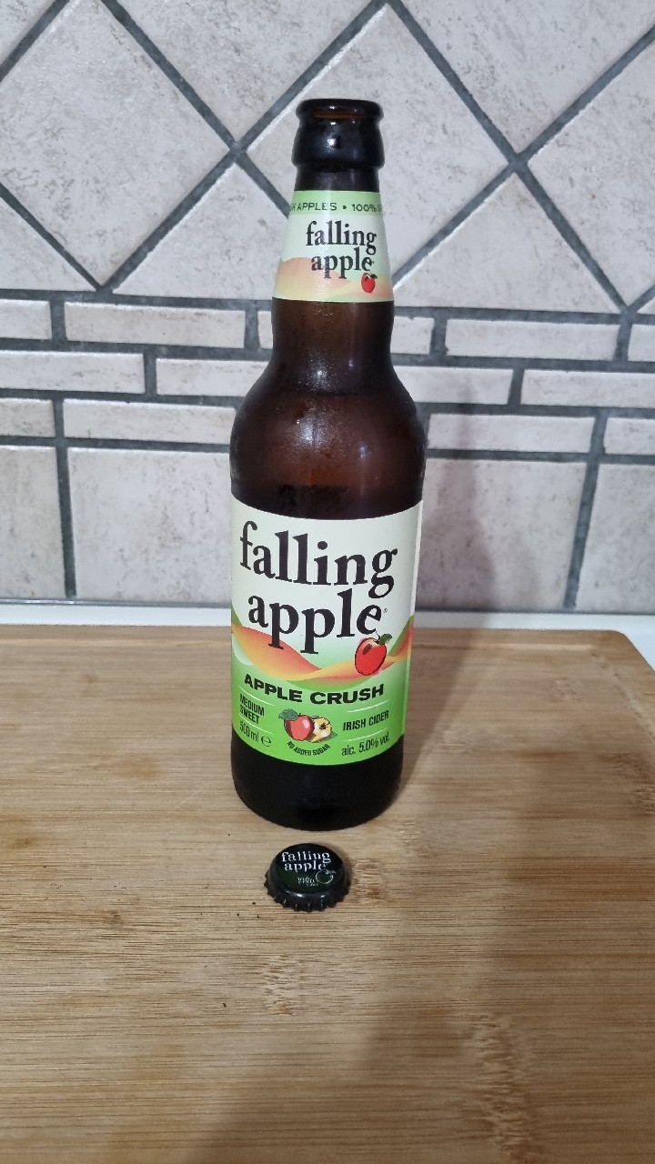 Falling Apple Medium / Apple Crush, Ireland