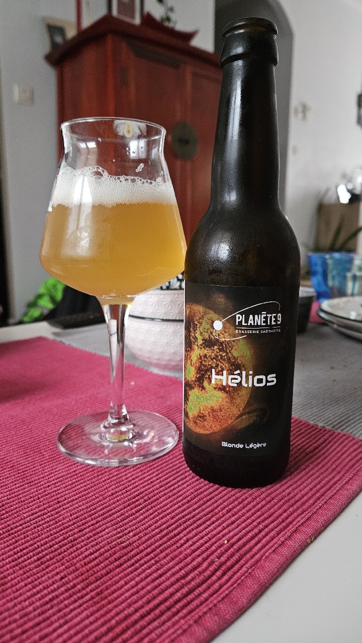 Hélios, Planète 9