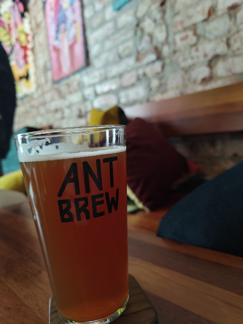 Punainen Tiili, Finland