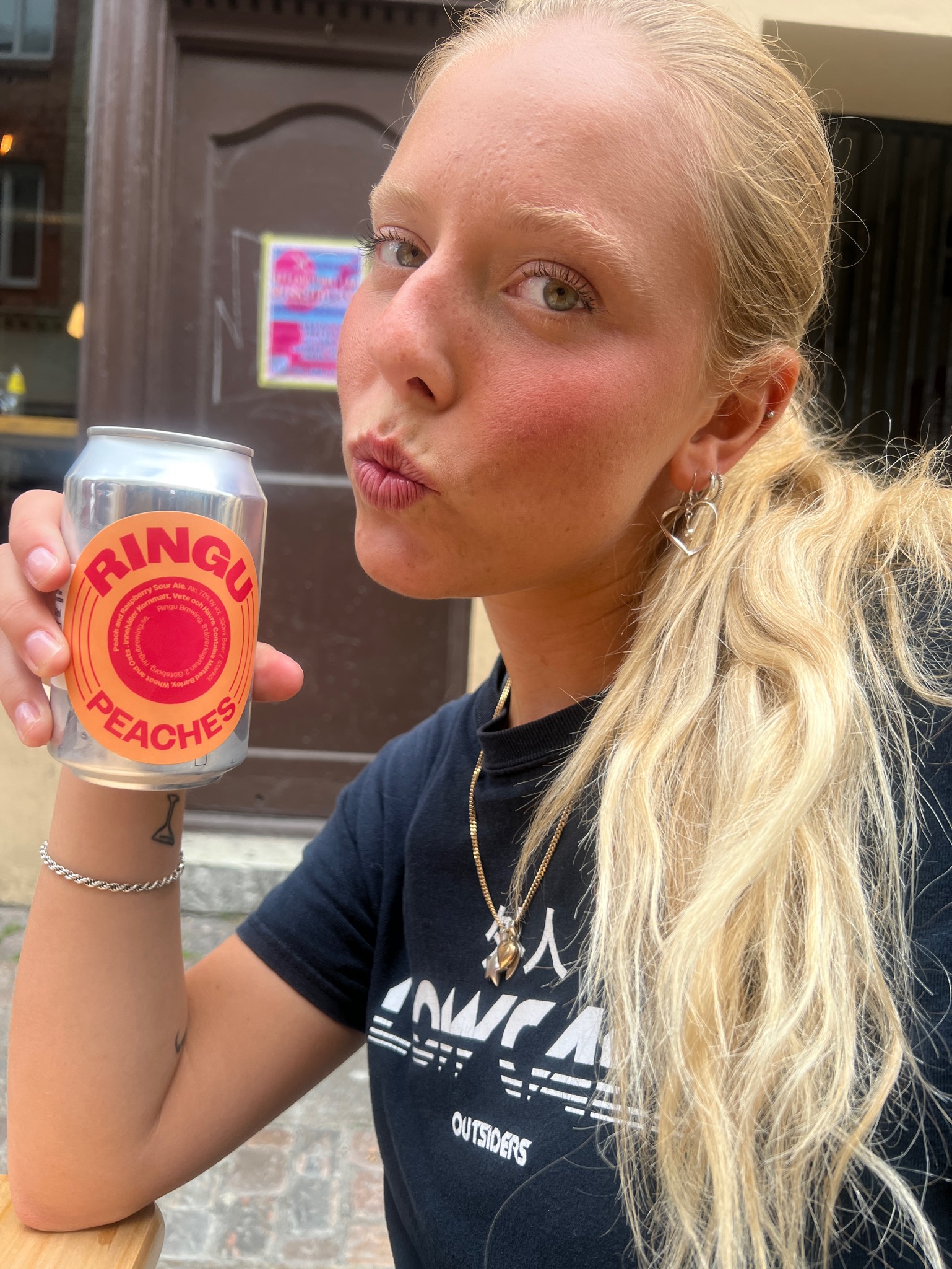 Ringu Peaches, Sweden