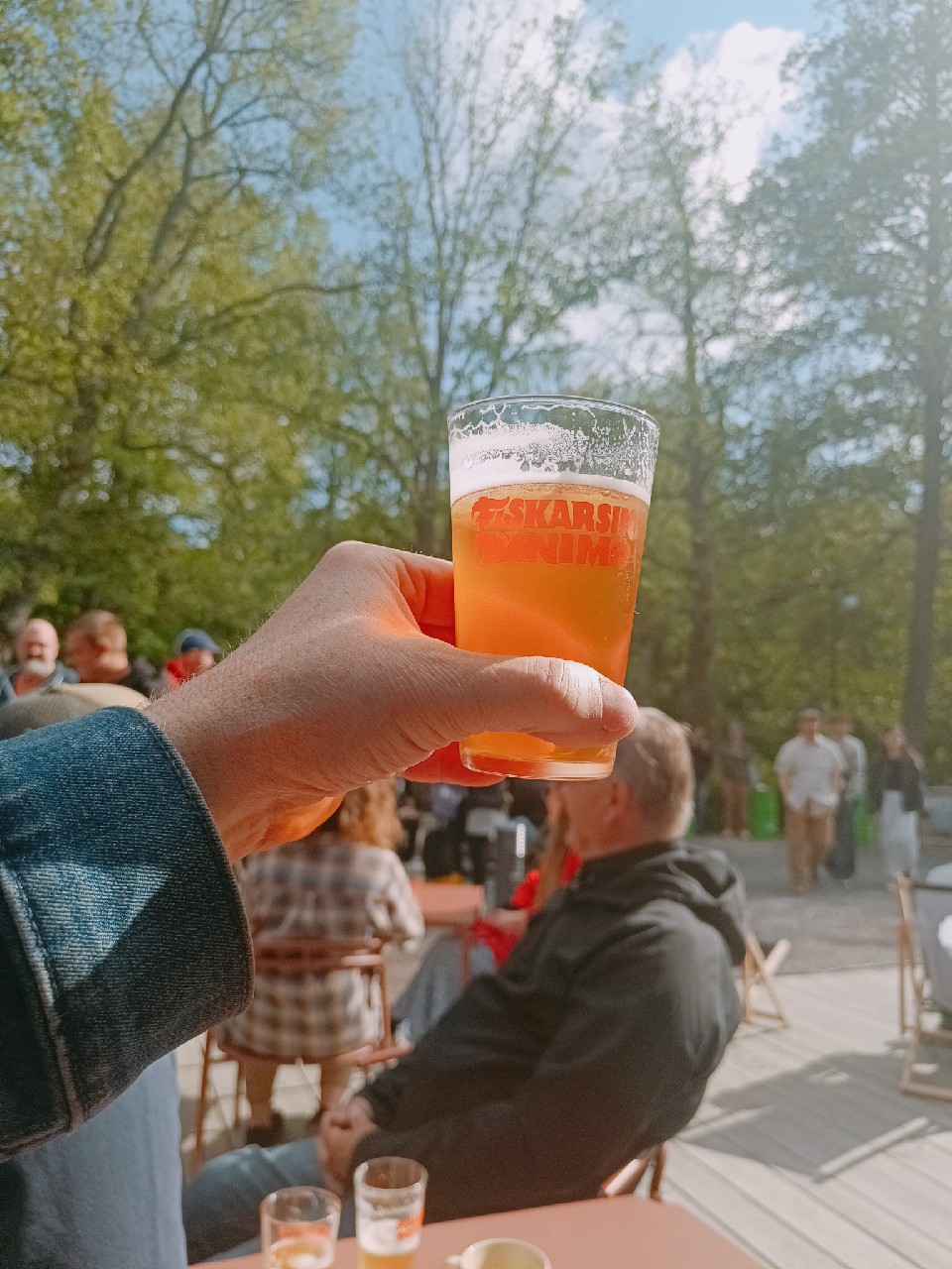 No Monkey Business Angry And Improved, Sweden