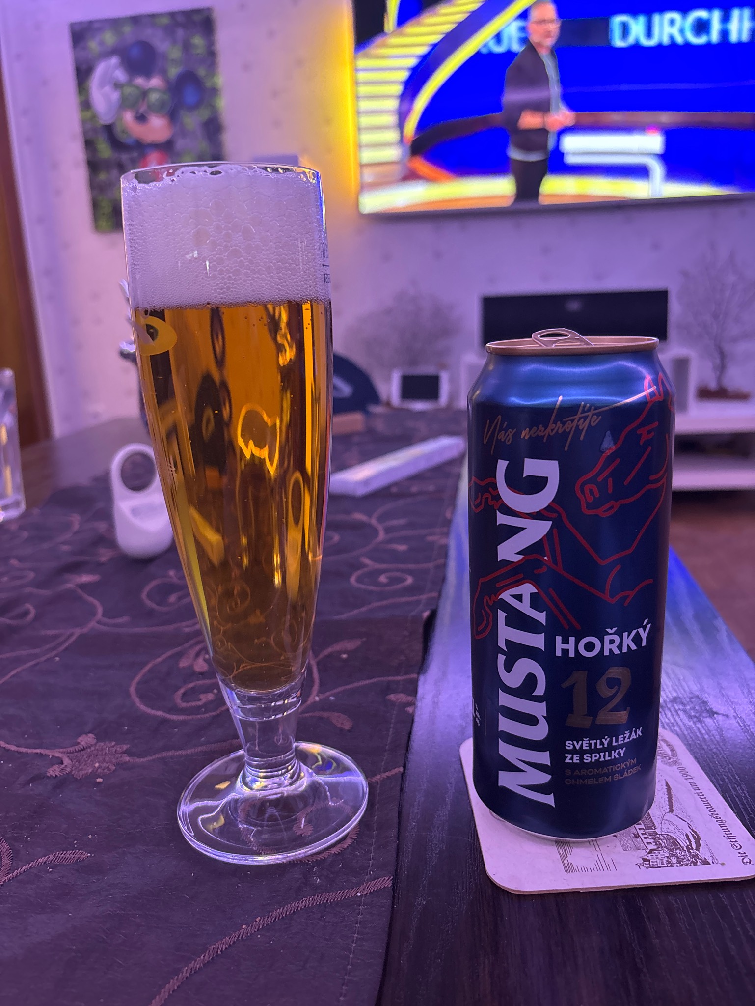 mustang 12, Czech Republic