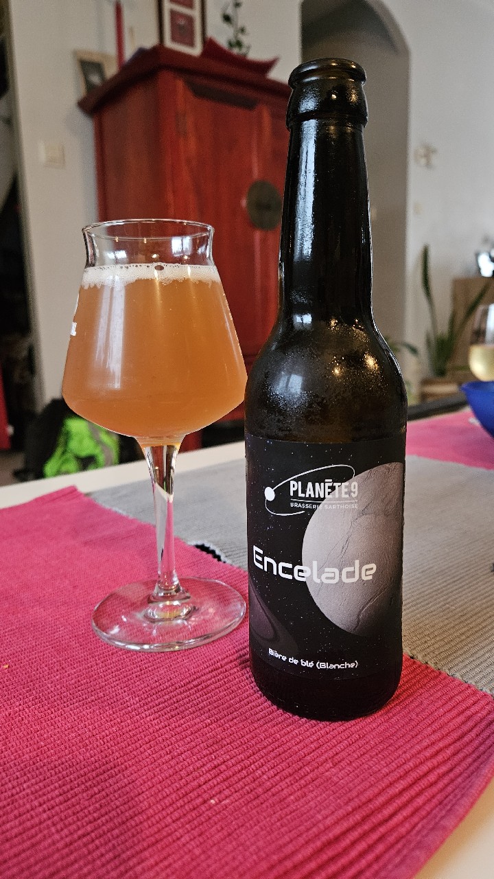 Encelade, Planète 9