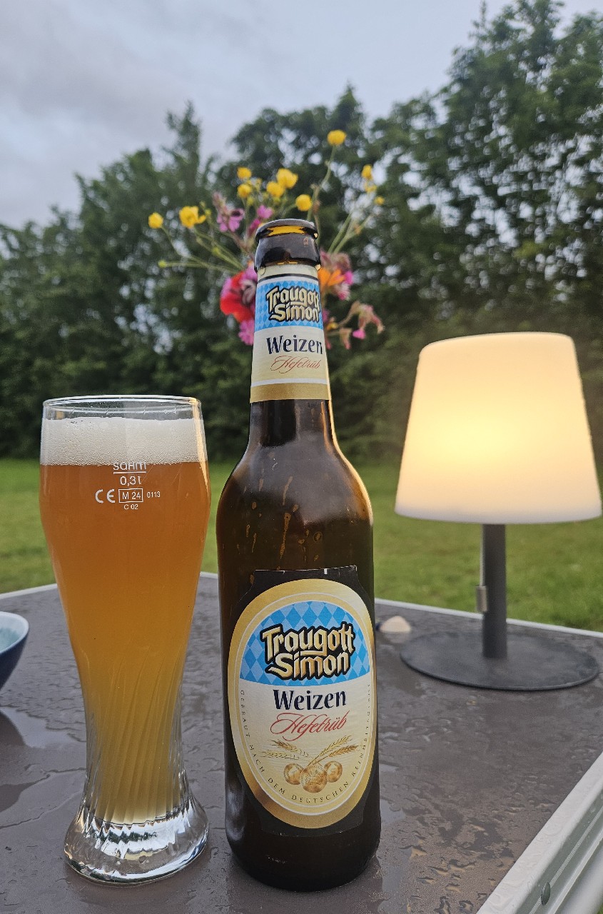 Traugott Simon Weizen Hefetrüb, Germany