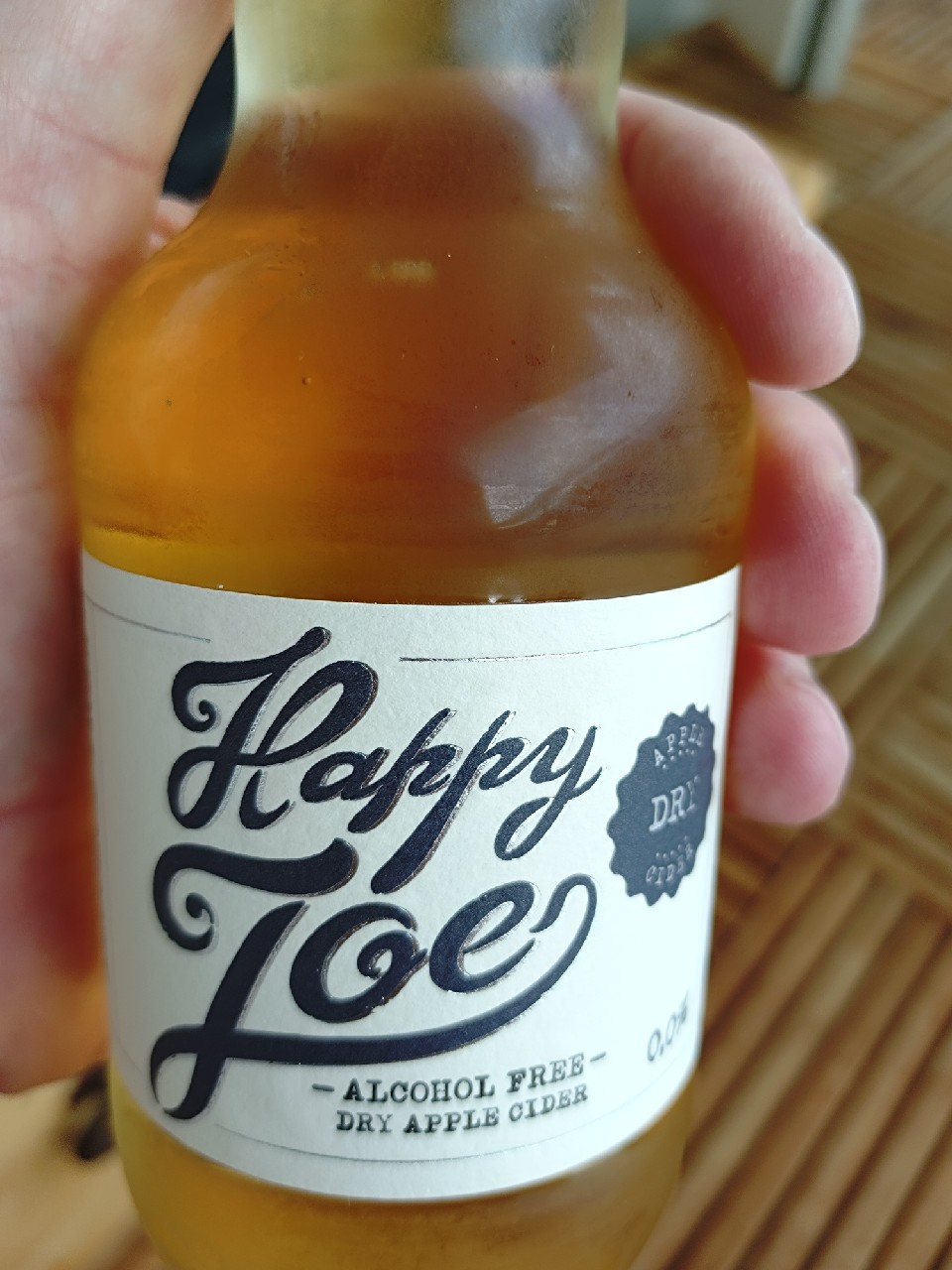 Happy Joe Dry Apple Alcohol Free 0 %, Finland