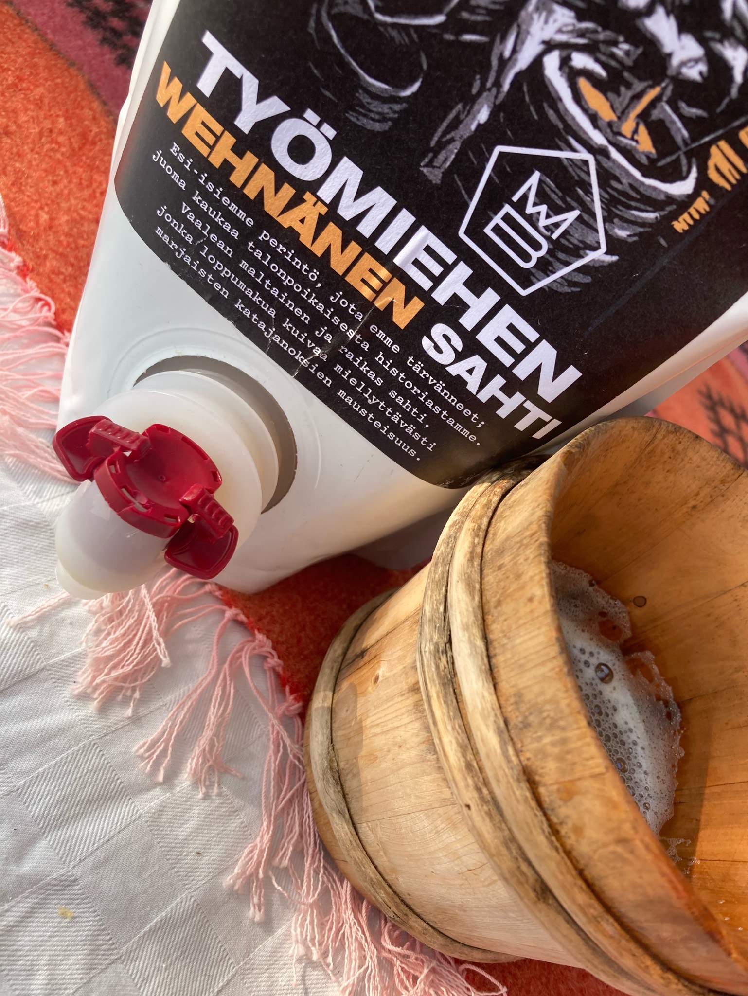 Työmiehen vehnänen sahti, Finland