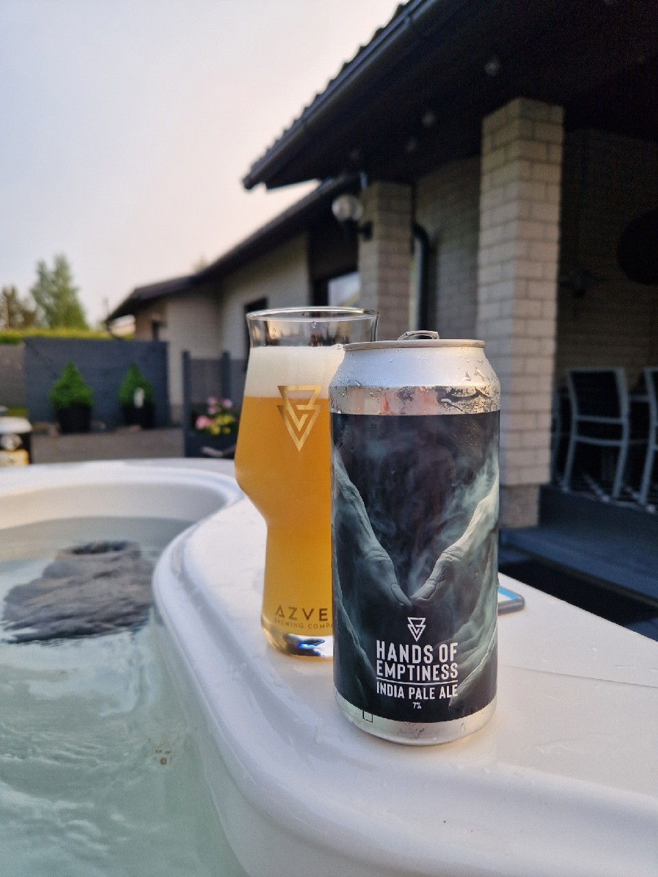 Hands of Emptiness, England