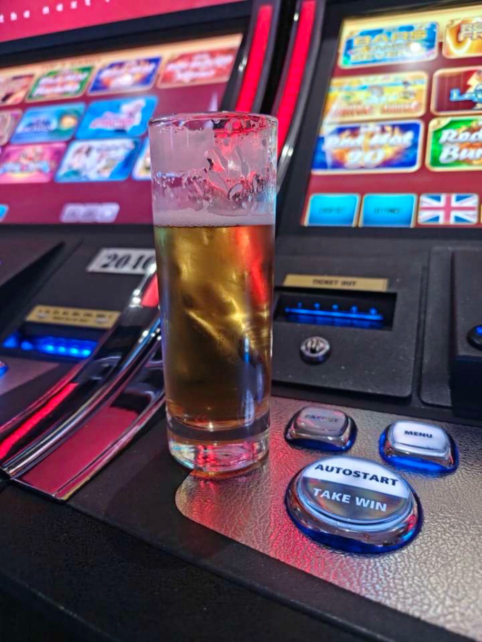 Skopsko Lager Beer / Skopsko Svetlo Pivo / Скопско Cветло Пиво, North Macedonia