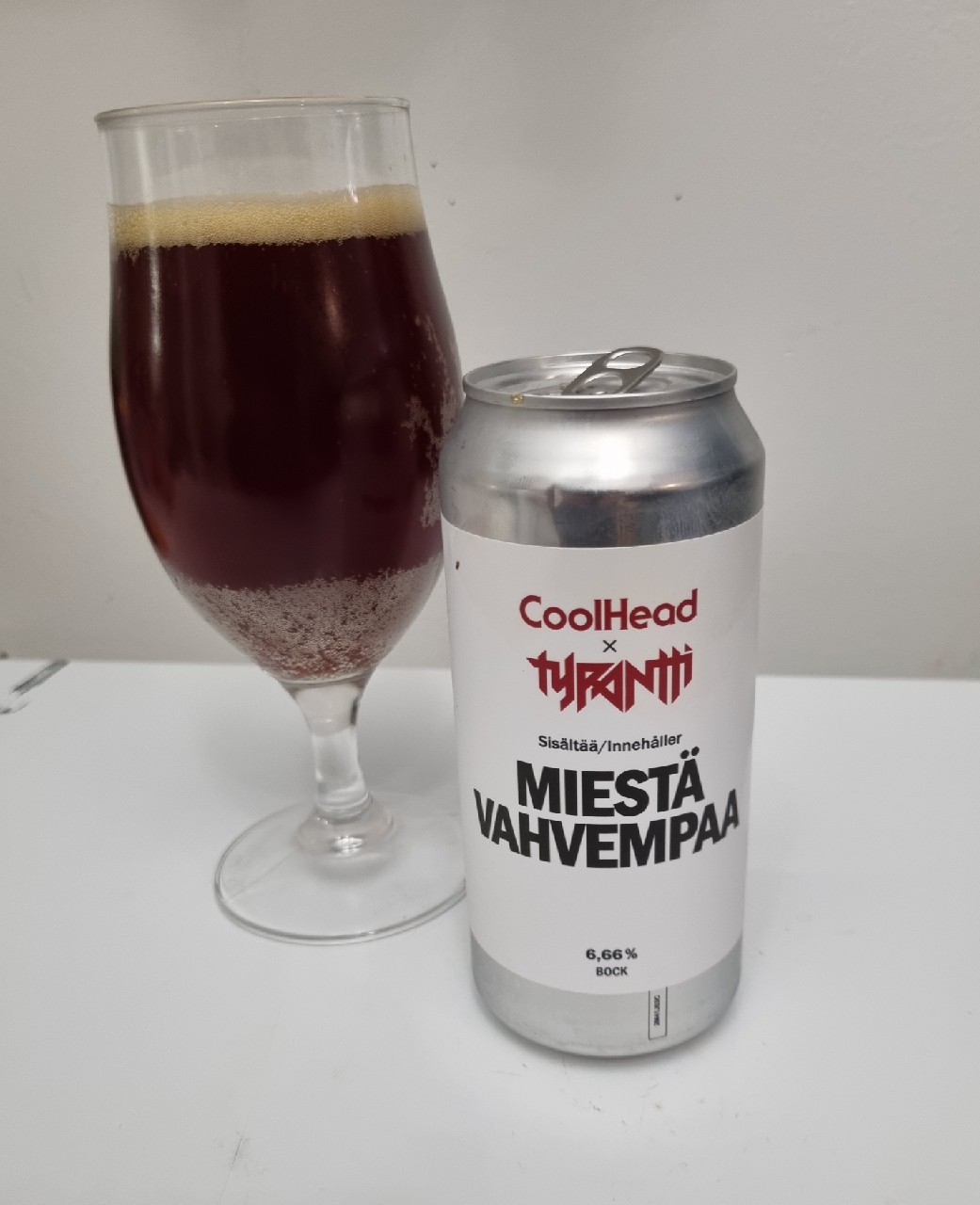 Miestä Vahvempaa, Finland