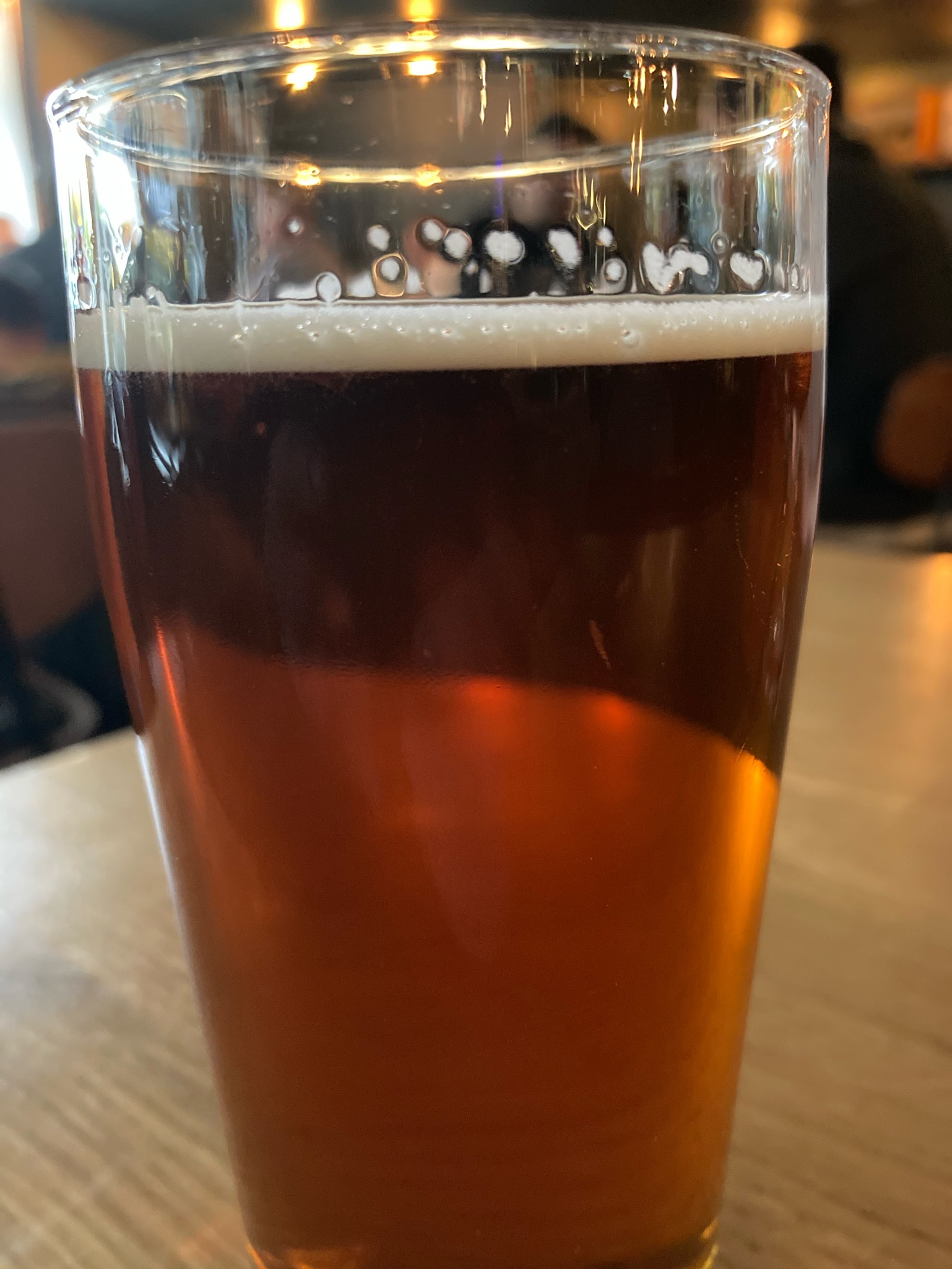 Tummahammas, Estonia