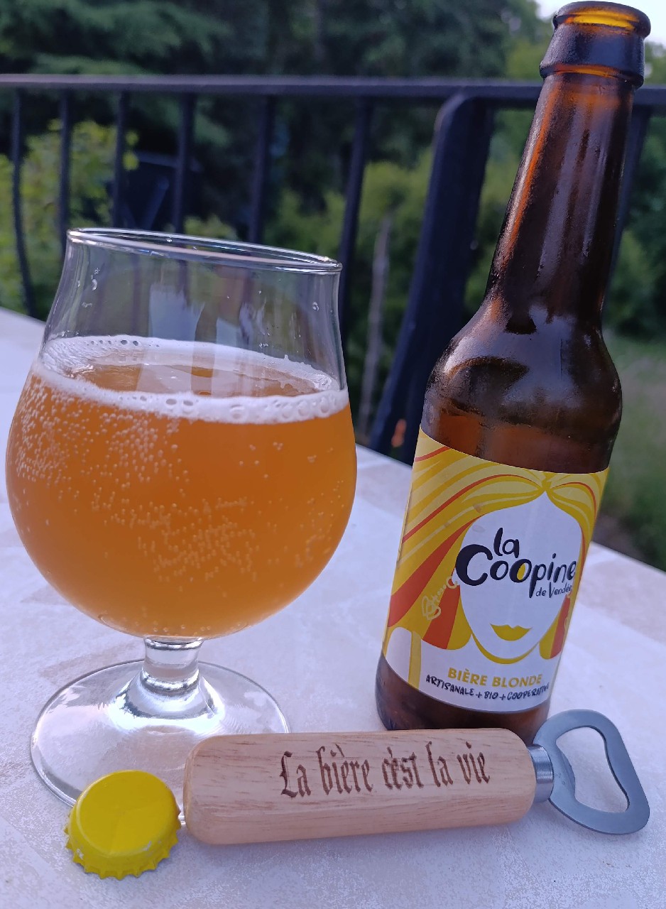 La Coopine Blonde, France