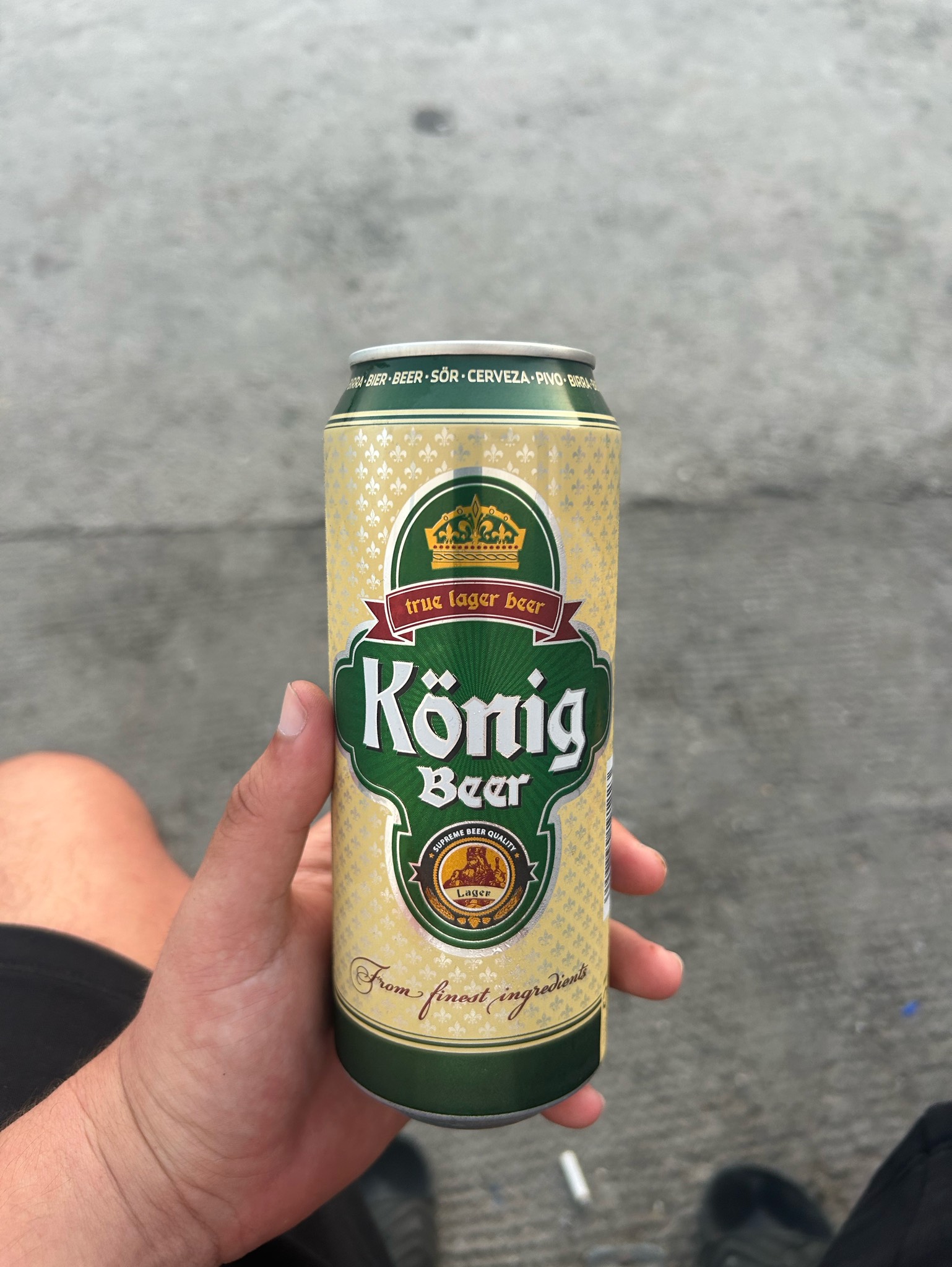 König Beer, Hungary