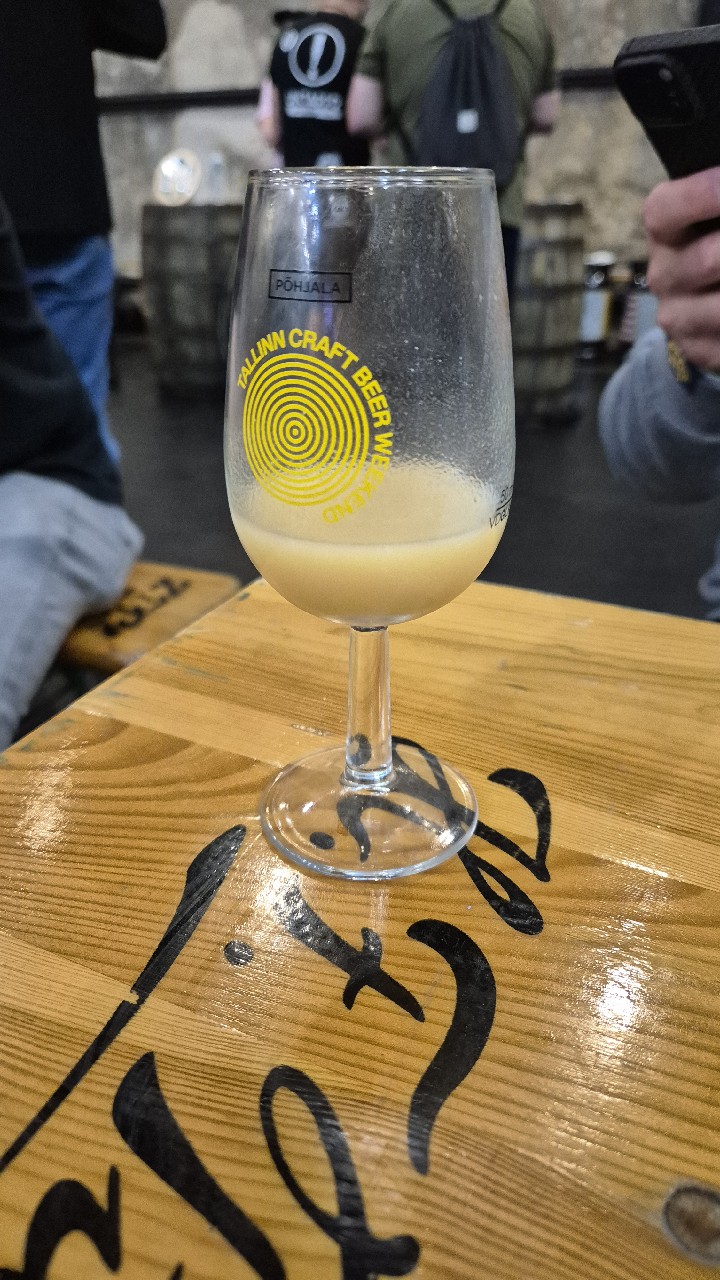 Freshly squeezed: coconut, pineapple, banana, Finland