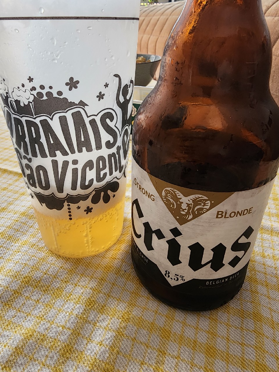 Crius, Boury