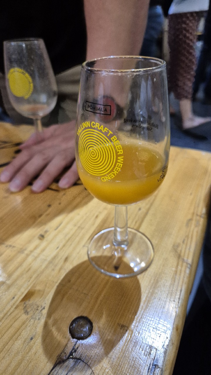 Ajuvaba Astelpaju Smoothie, Estonia