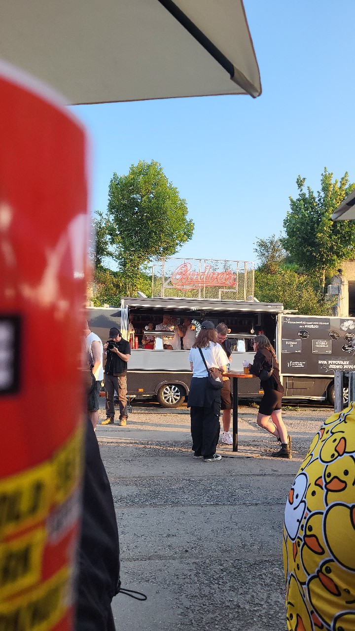 double trouble, Czech Republic