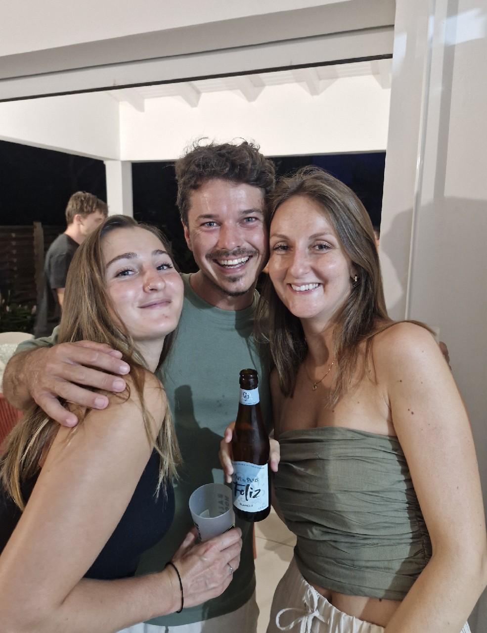 Foliz Blanche, Café De Paris