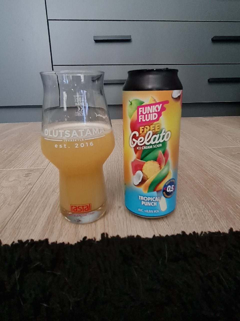 Free Gelato: Tropical Punch, Poland